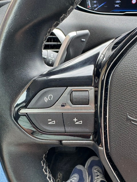 PEUGEOT 5008 1.5 BlueHDi Allure EAT-image-20