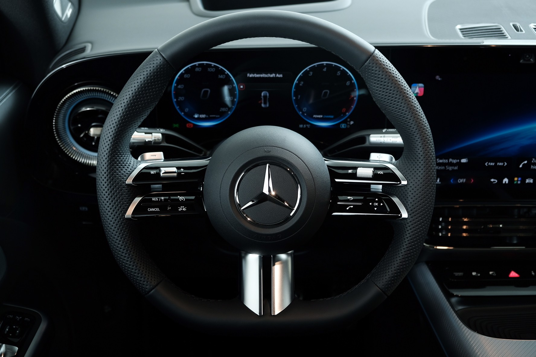 MERCEDES-BENZ GLB 220 4matic X248 Me.-Fzg. / Demo-image-6