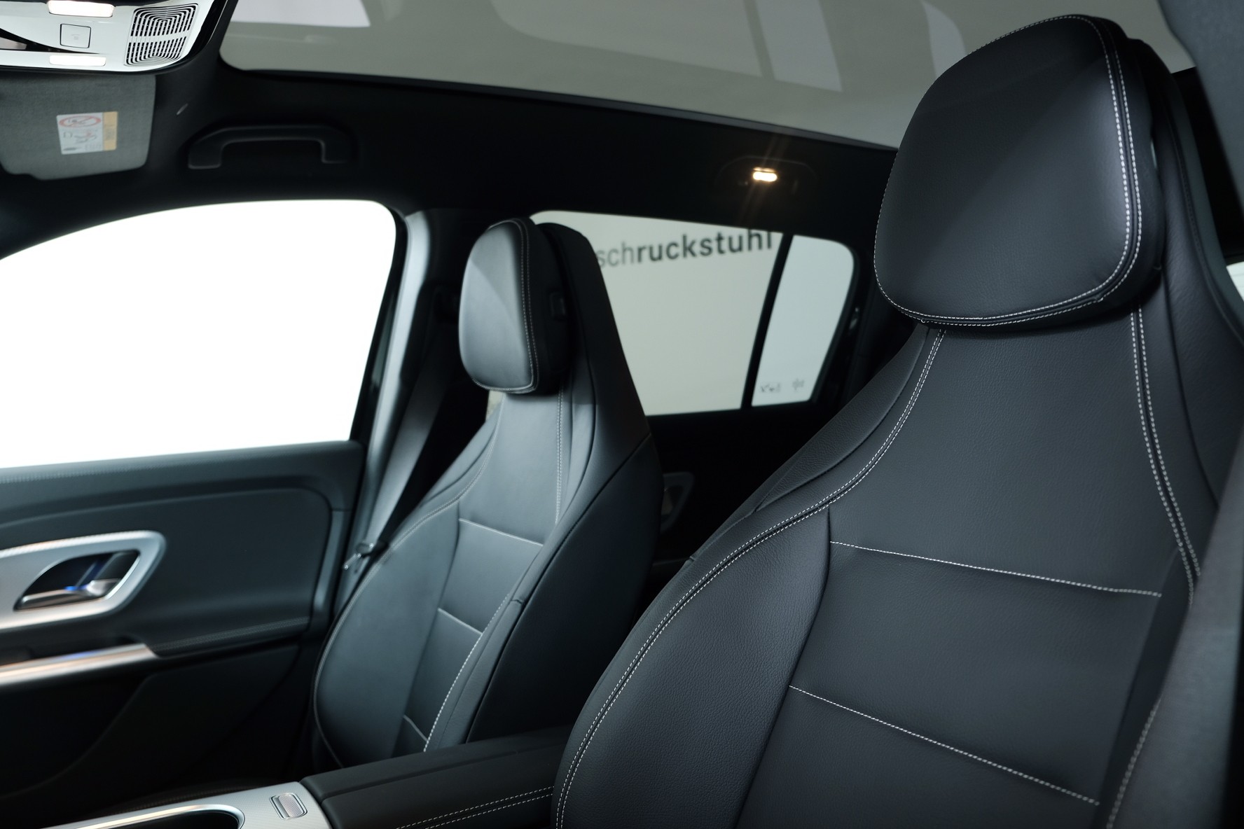 MERCEDES-BENZ GLB 220 4matic X248 Me.-Fzg. / Demo-image-9