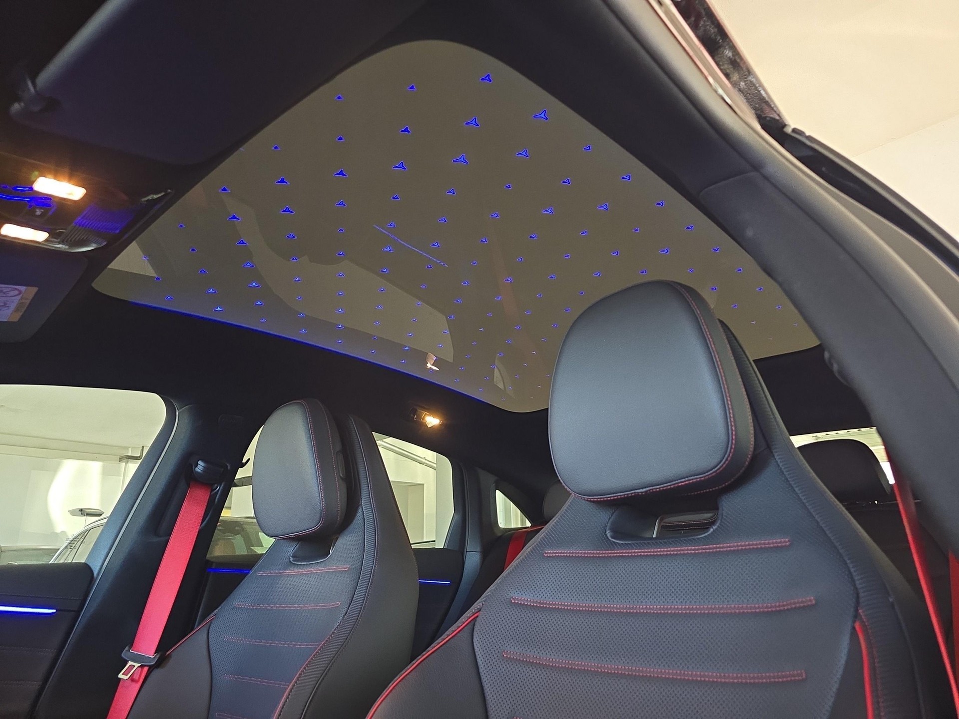 MERCEDES-BENZ C 400 4MATIC EQ Technology Limousine-image-11