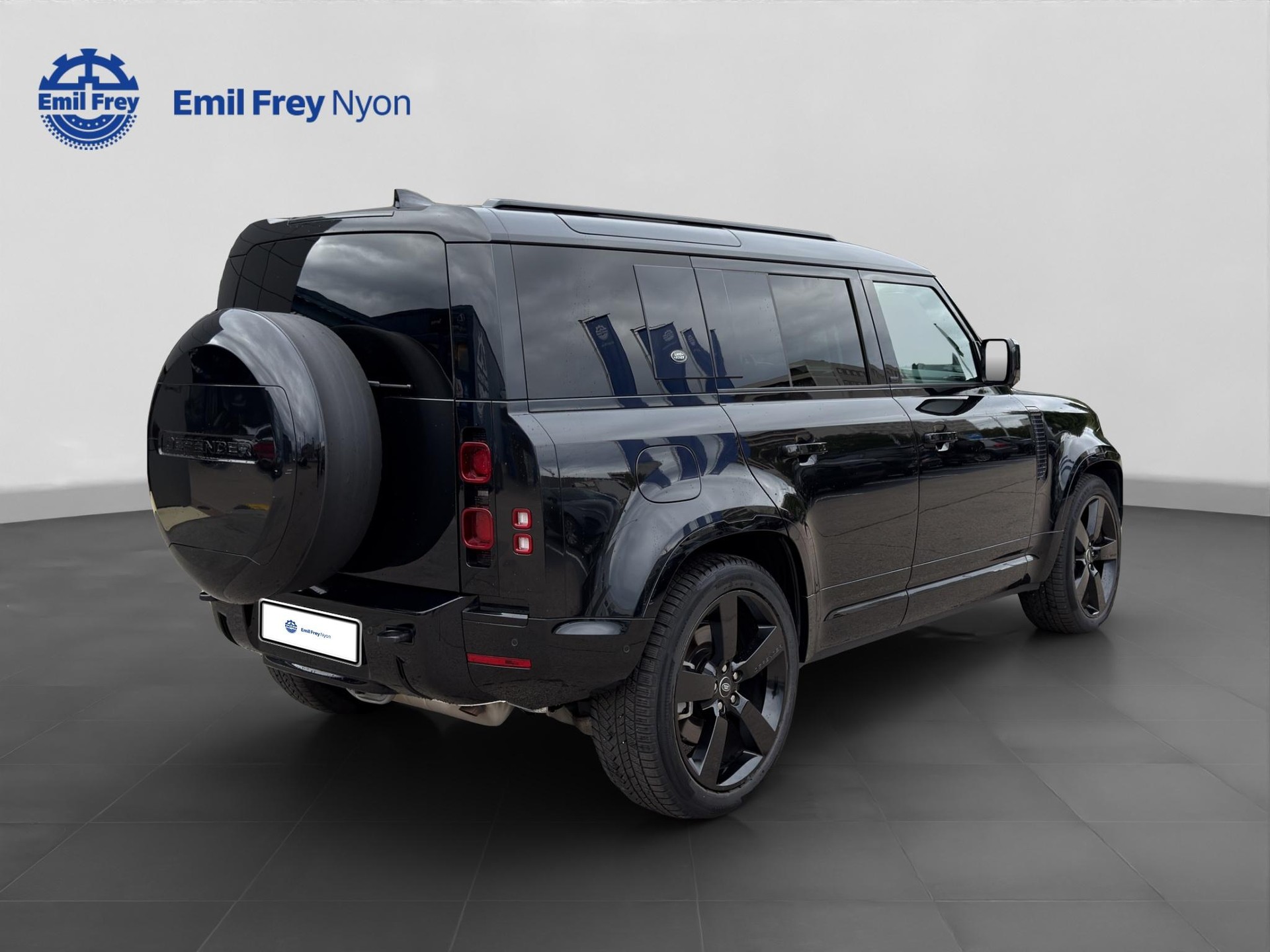 LAND ROVER Defender 110 2.0 P400e X-Dynamic HSE-image-5
