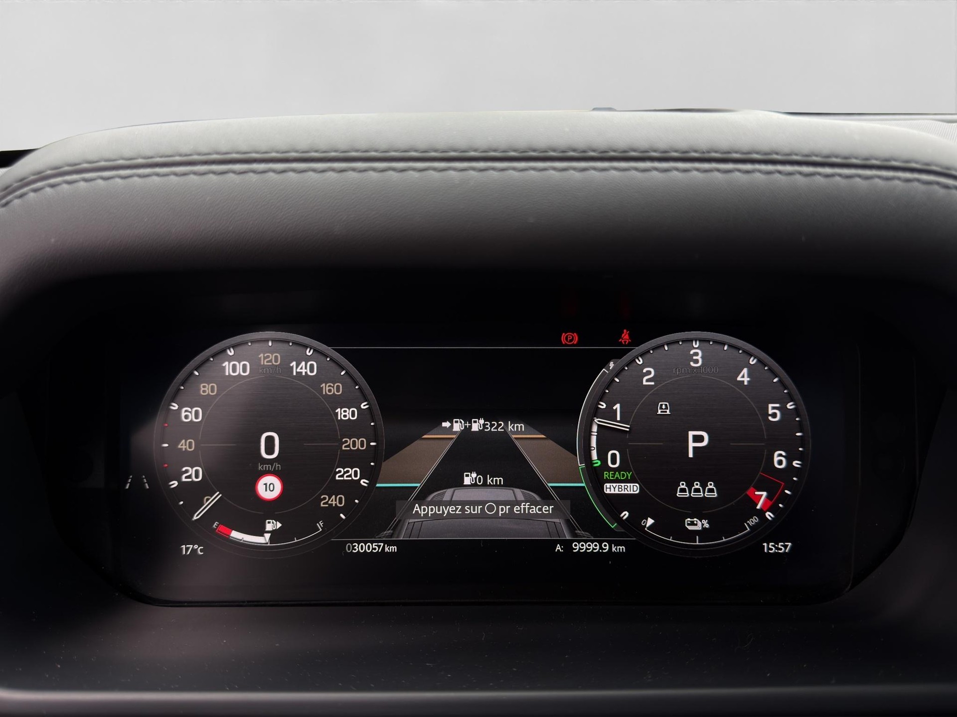 LAND ROVER Defender 110 2.0 P400e X-Dynamic HSE-image-3