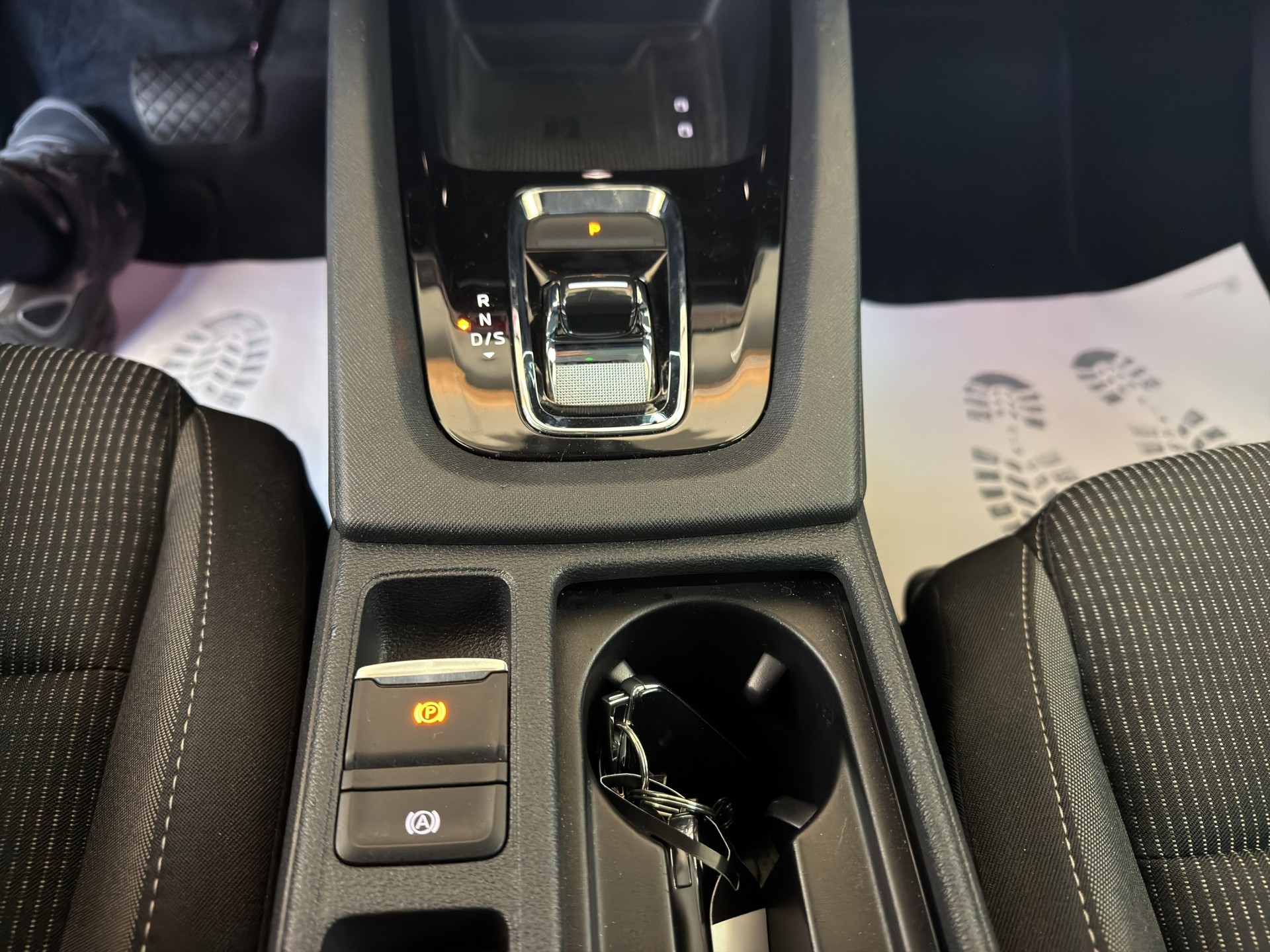 SKODA Octavia Combi 2.0 TDI DSG Ambition-image-13