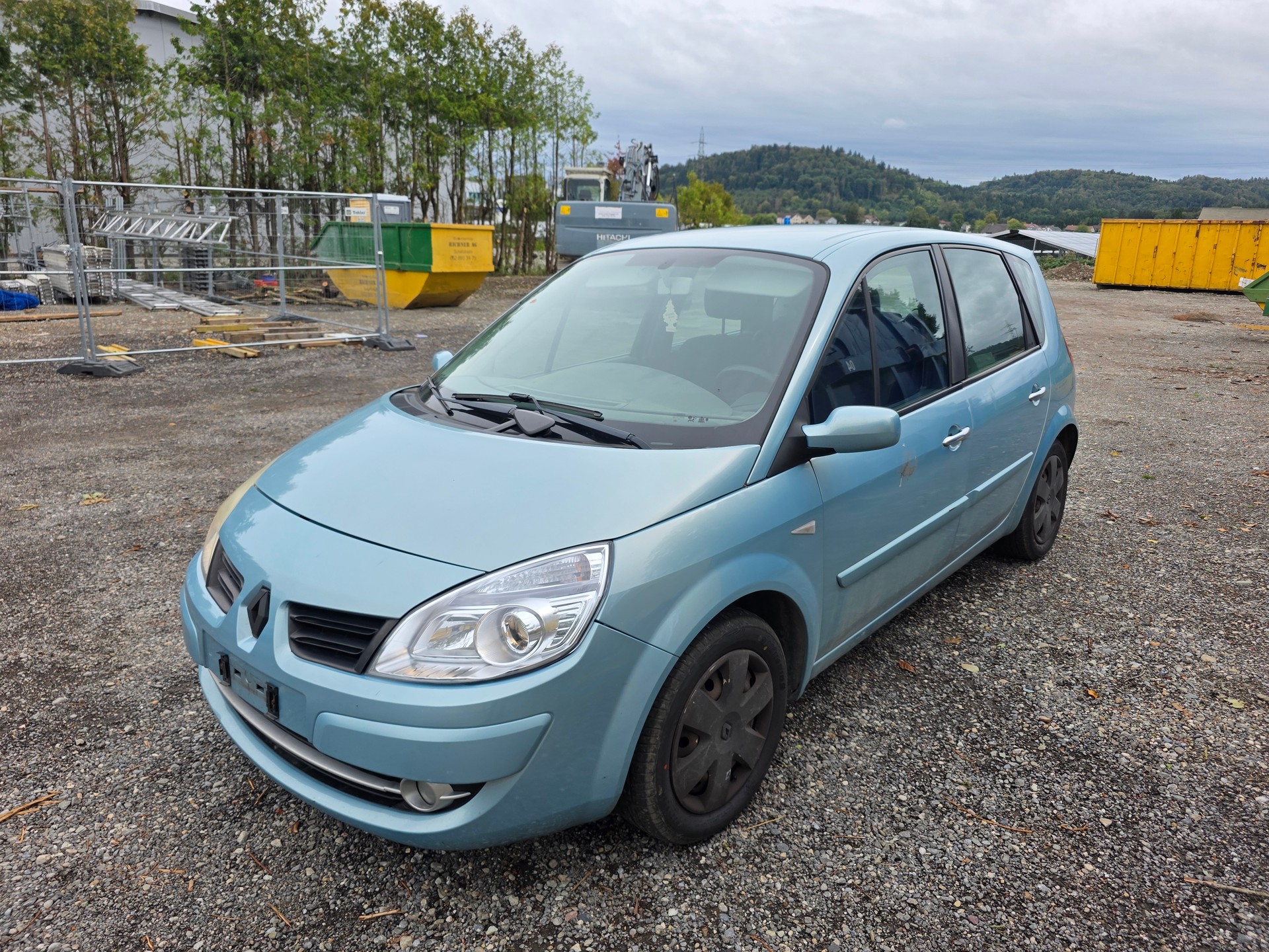 RENAULT Scénic 2.0 16V Dynamique-image-1