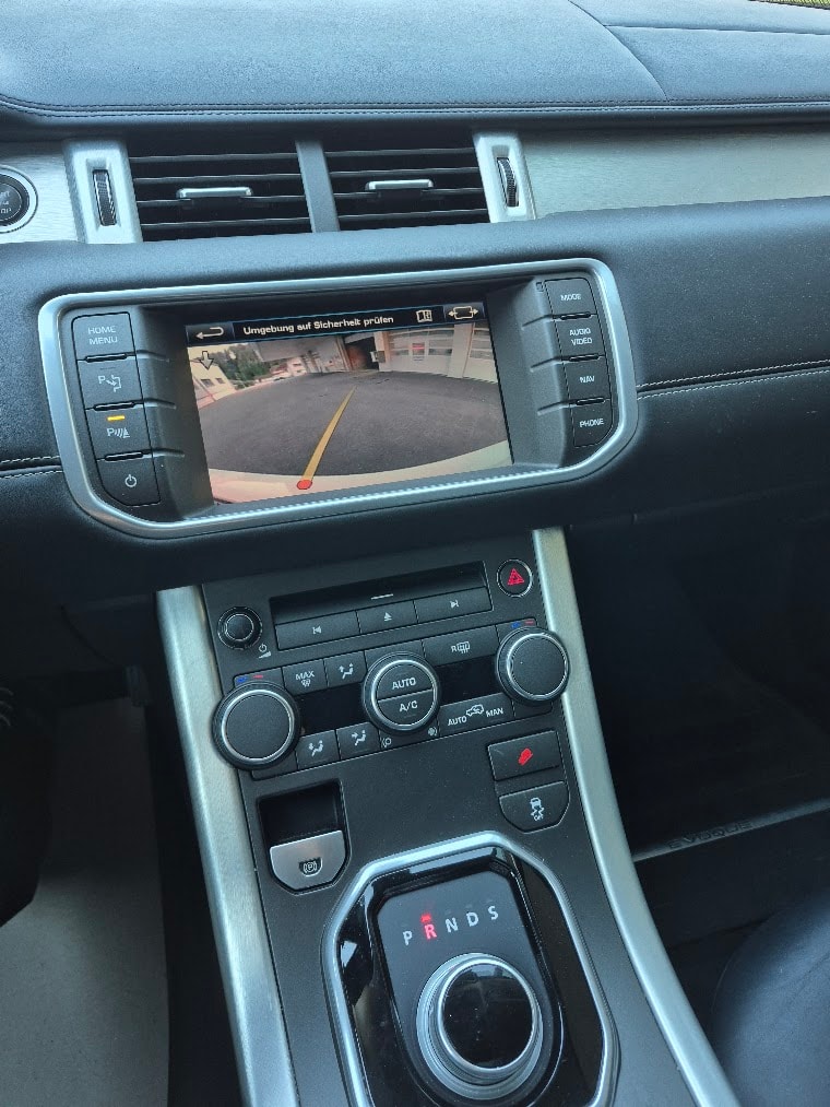 LAND ROVER Range Rover Evoque 2.0 Si4 Prestige AT6-image-14