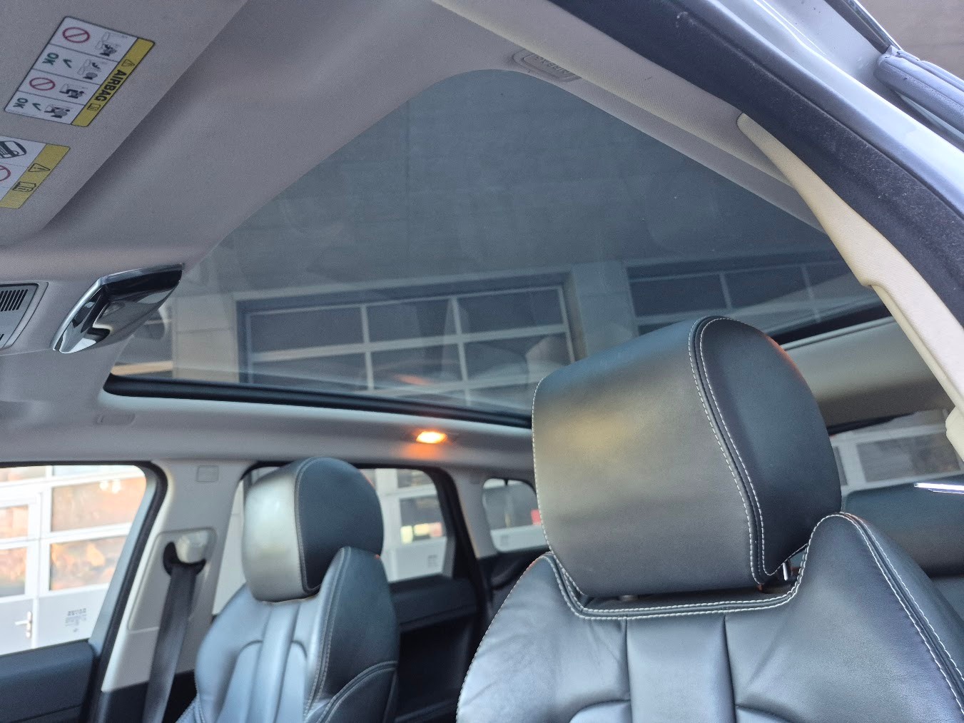 LAND ROVER Range Rover Evoque 2.0 Si4 Prestige AT6-image-15