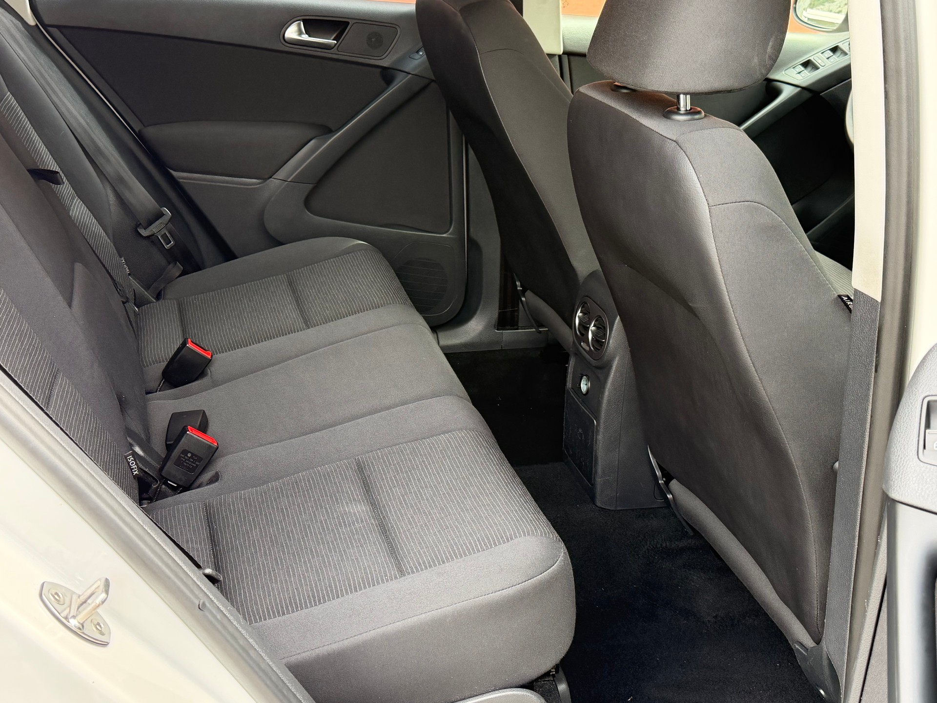 VW Tiguan 1.4 TSI BlueMotion Trend&Fun 4x2-image-9