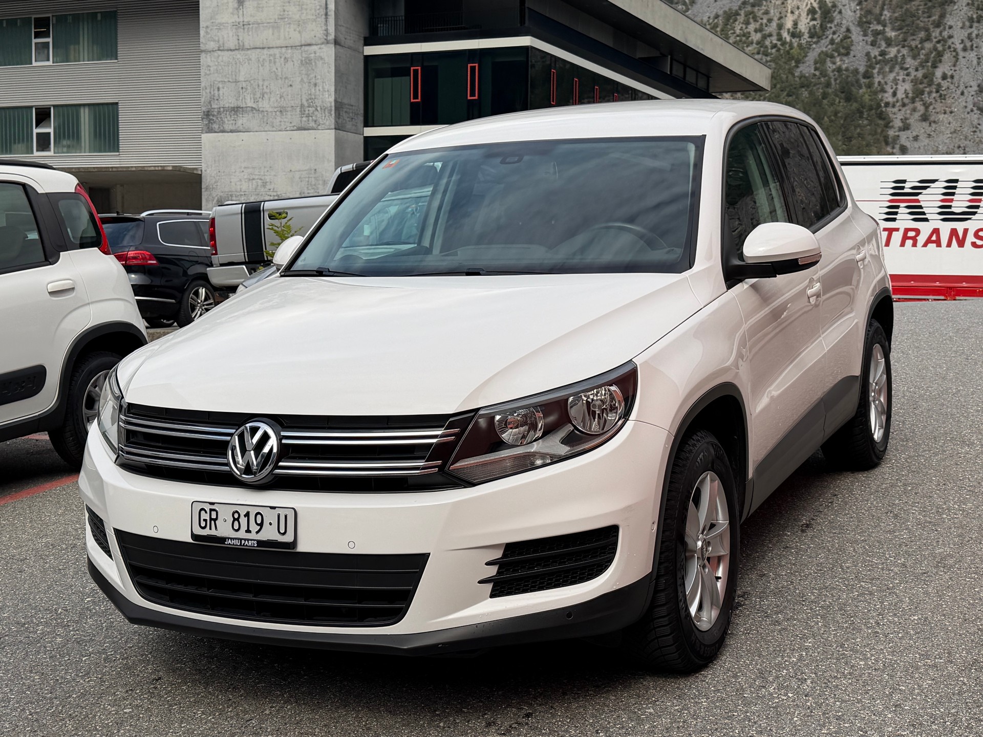 VW Tiguan 1.4 TSI BlueMotion Trend&Fun 4x2-image-2