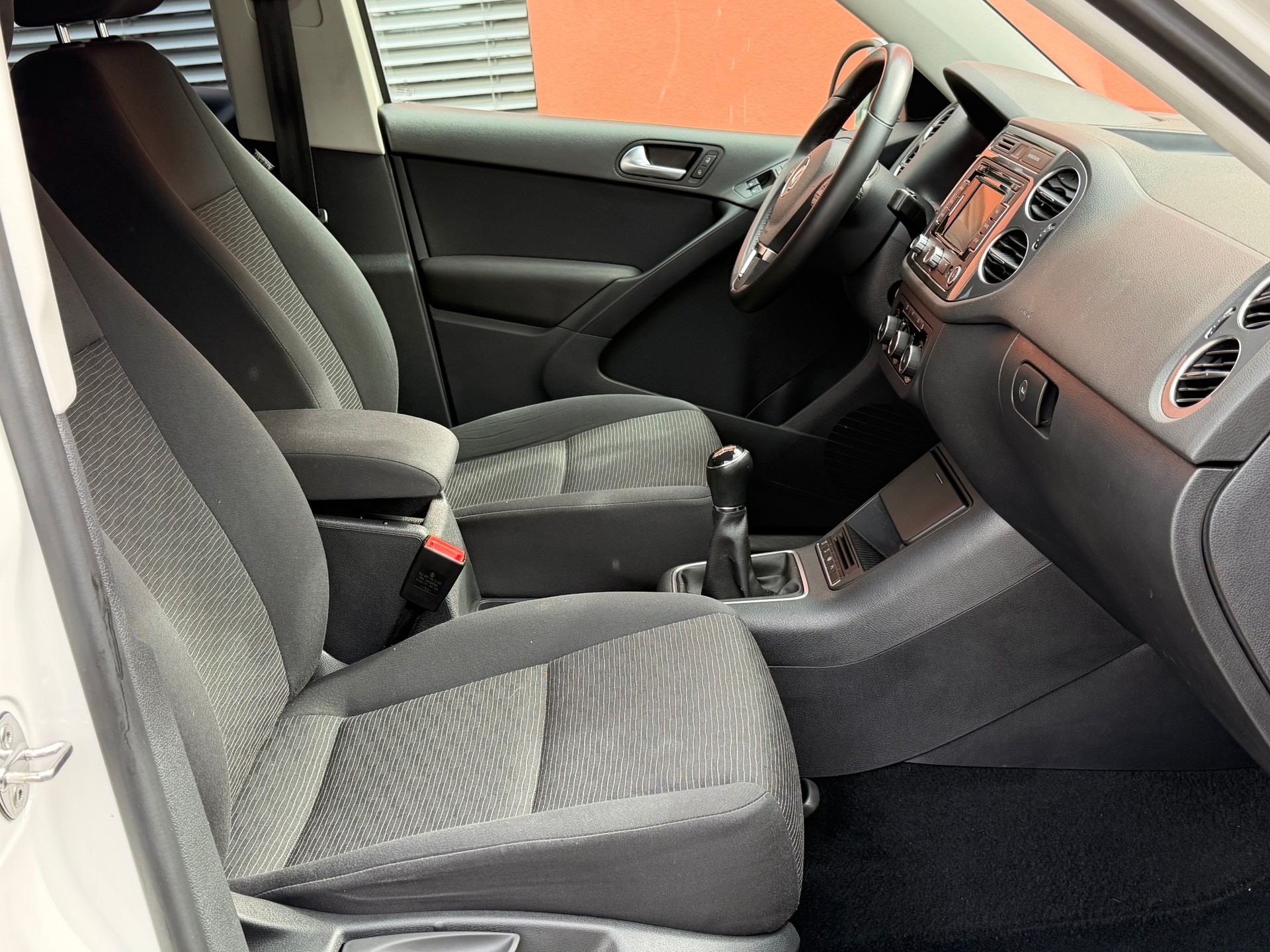 VW Tiguan 1.4 TSI BlueMotion Trend&Fun 4x2-image-10
