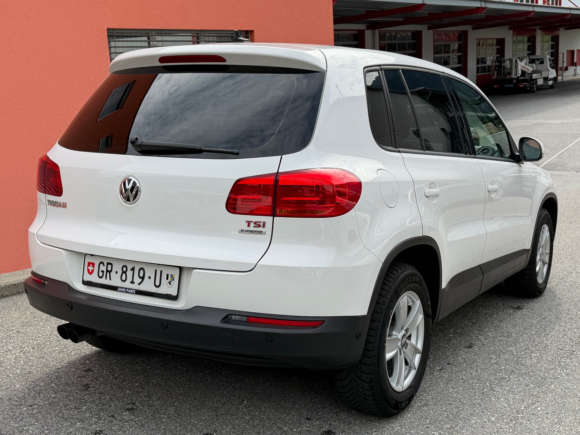 VW Tiguan 1.4 TSI BlueMotion Trend&Fun 4x2-image-4