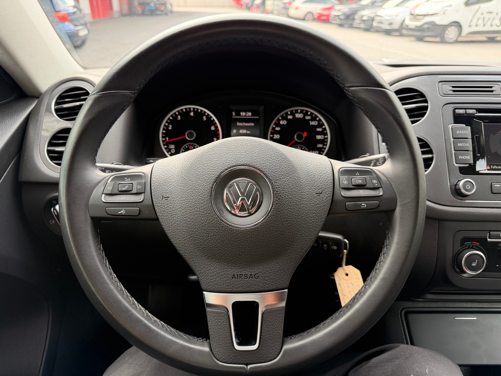 VW Tiguan 1.4 TSI BlueMotion Trend&Fun 4x2-image-12