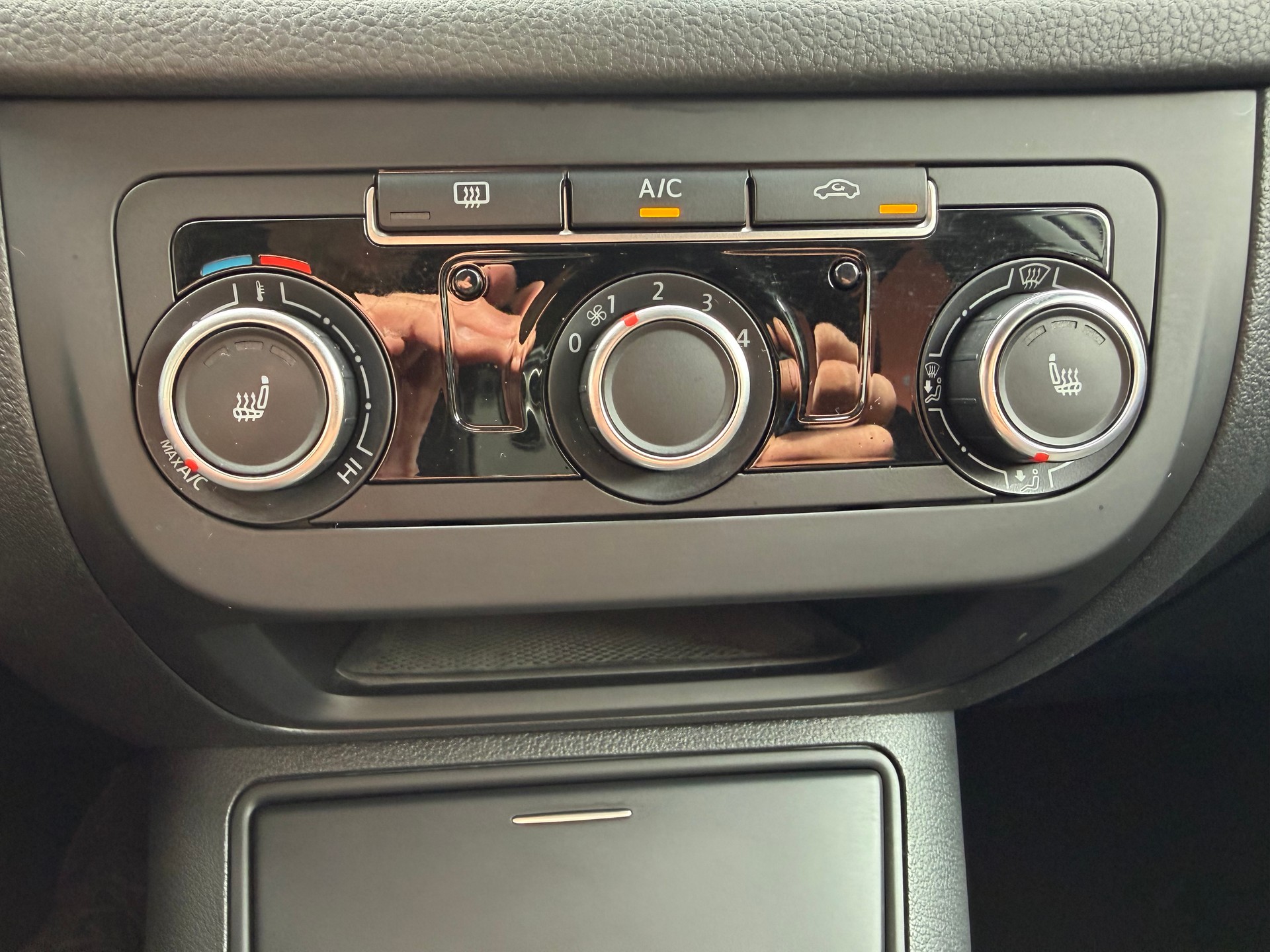 VW Tiguan 1.4 TSI BlueMotion Trend&Fun 4x2-image-13