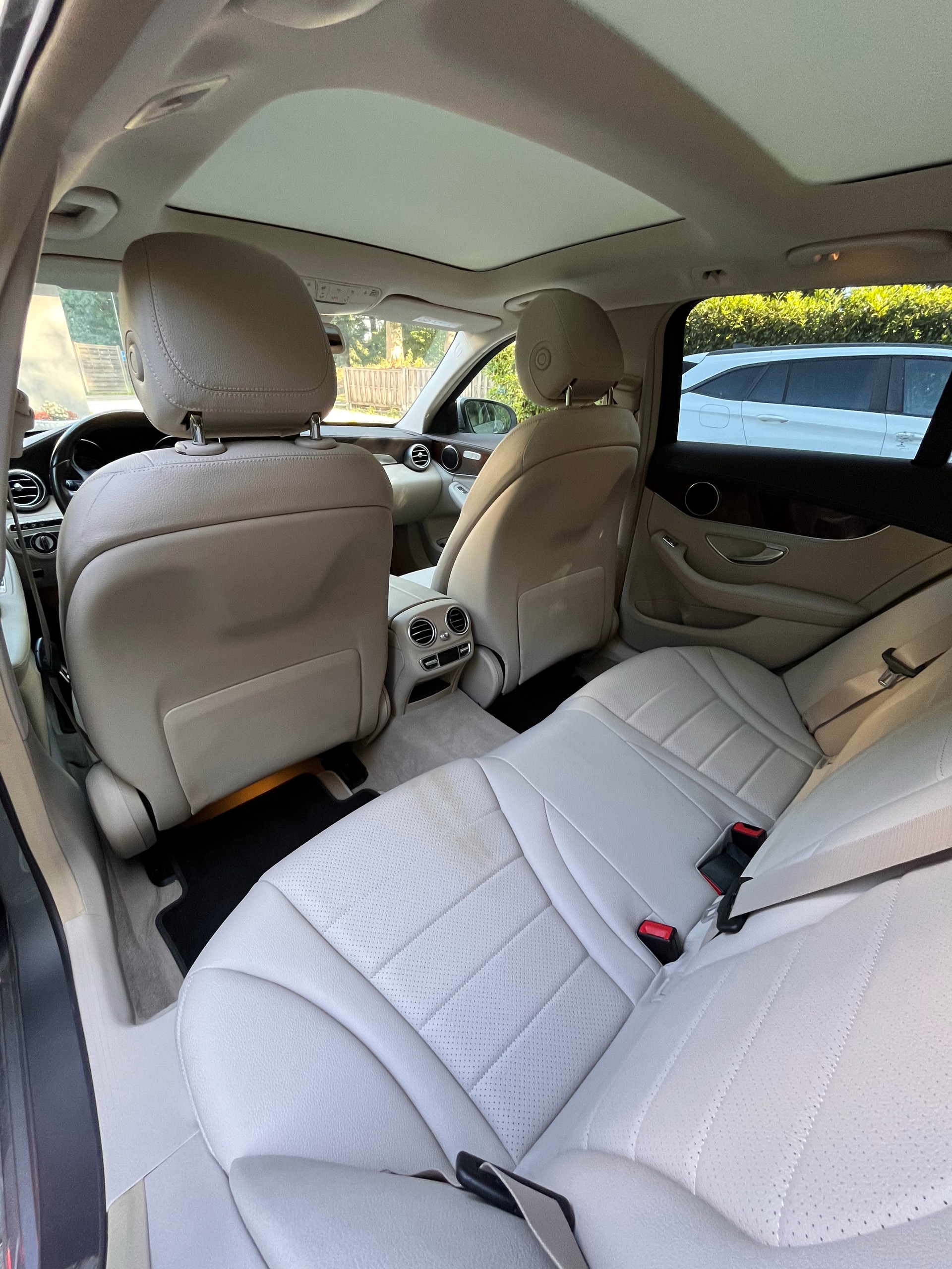 MERCEDES-BENZ C 250 BlueTec Exclusive 4m-image-8