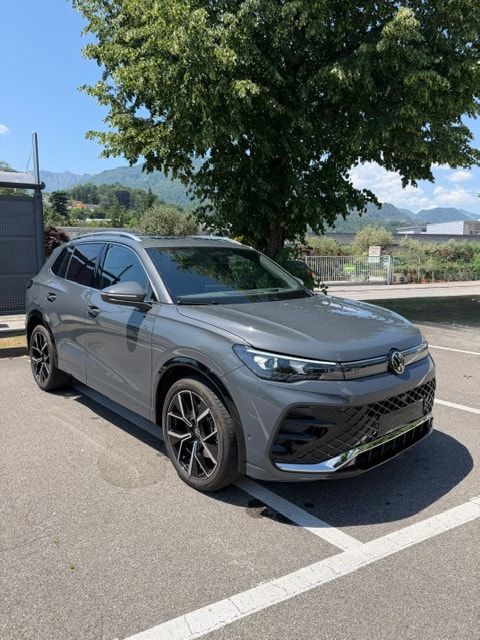 VW 2.0 TSI R-Line DSG 4motion-image-0