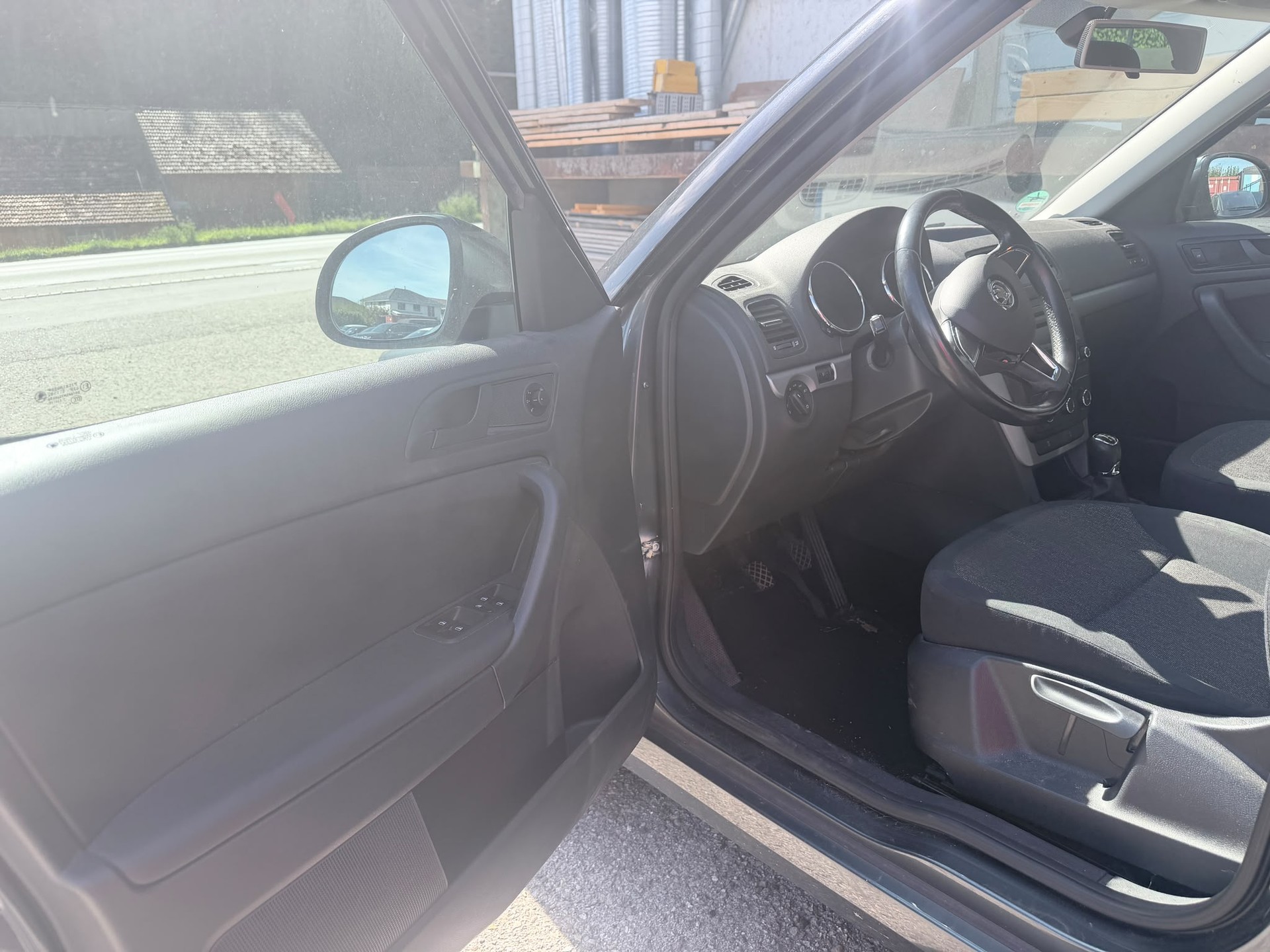 SKODA Yeti 1.8 TSI Active Outdoor 4x4-image-7