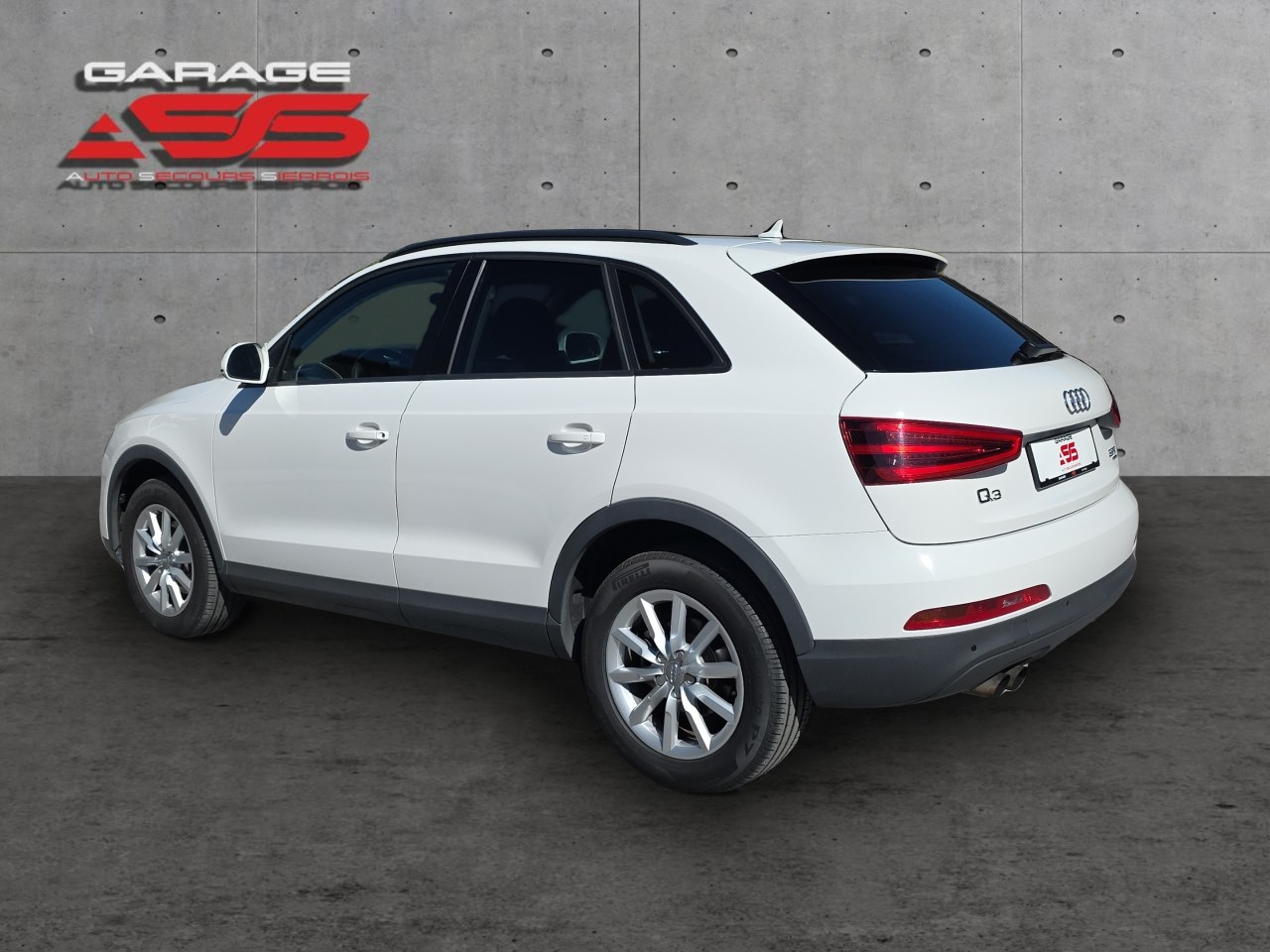 AUDI Q3 2.0 TFSI quattro S-tronic-image-7