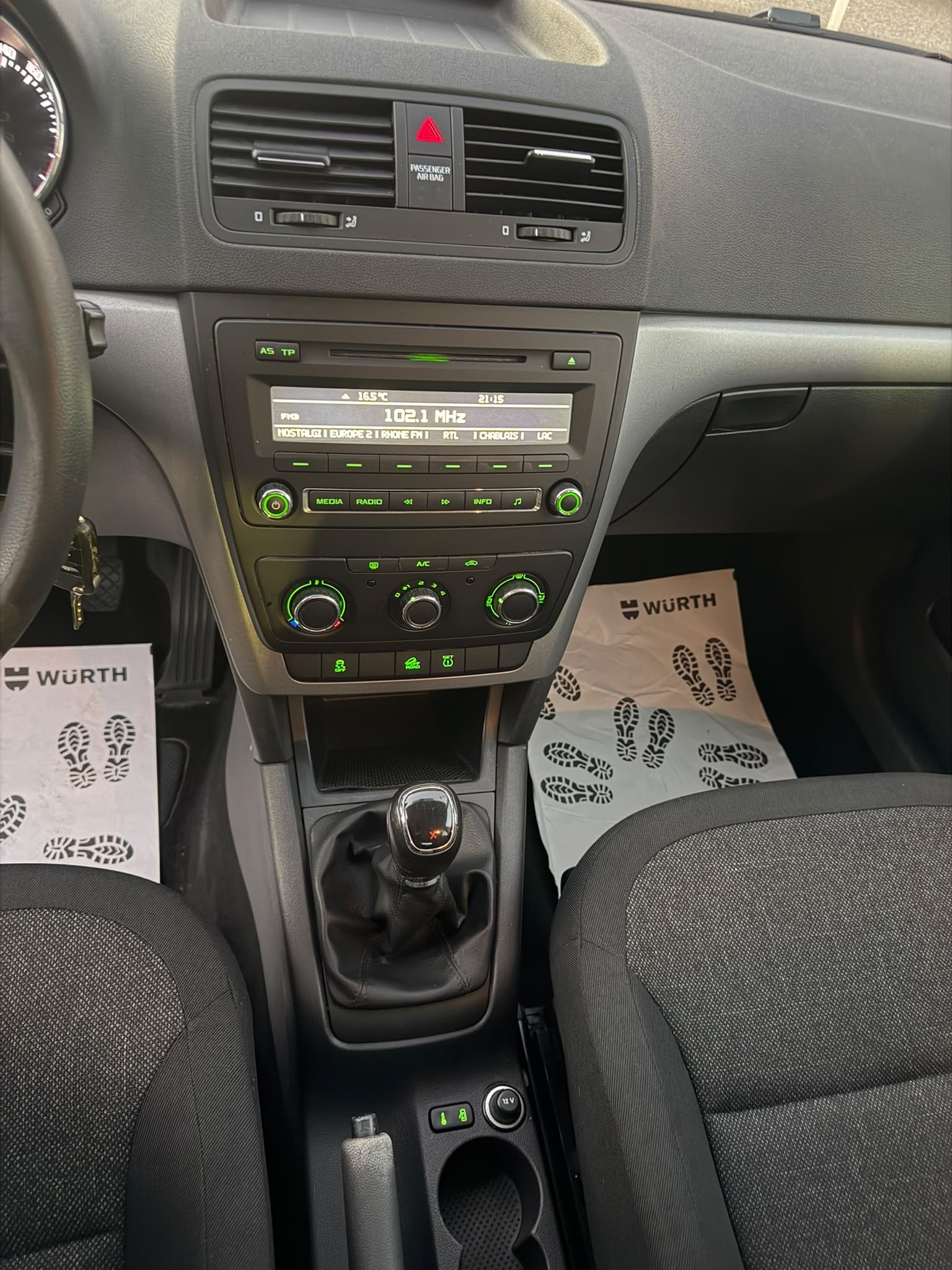 SKODA Yeti 1.8 TSI Monte Carlo 4x4-image-9