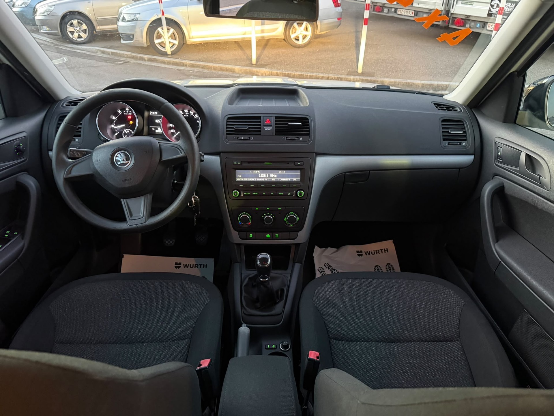 SKODA Yeti 1.8 TSI Monte Carlo 4x4-image-6