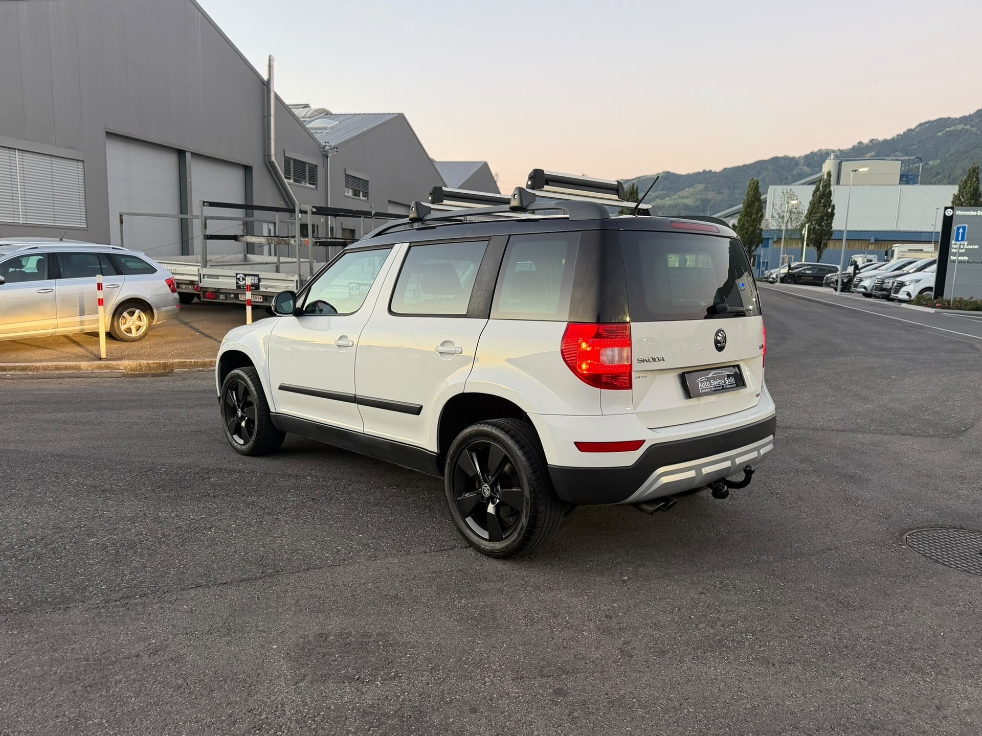 SKODA Yeti 1.8 TSI Monte Carlo 4x4-image-4