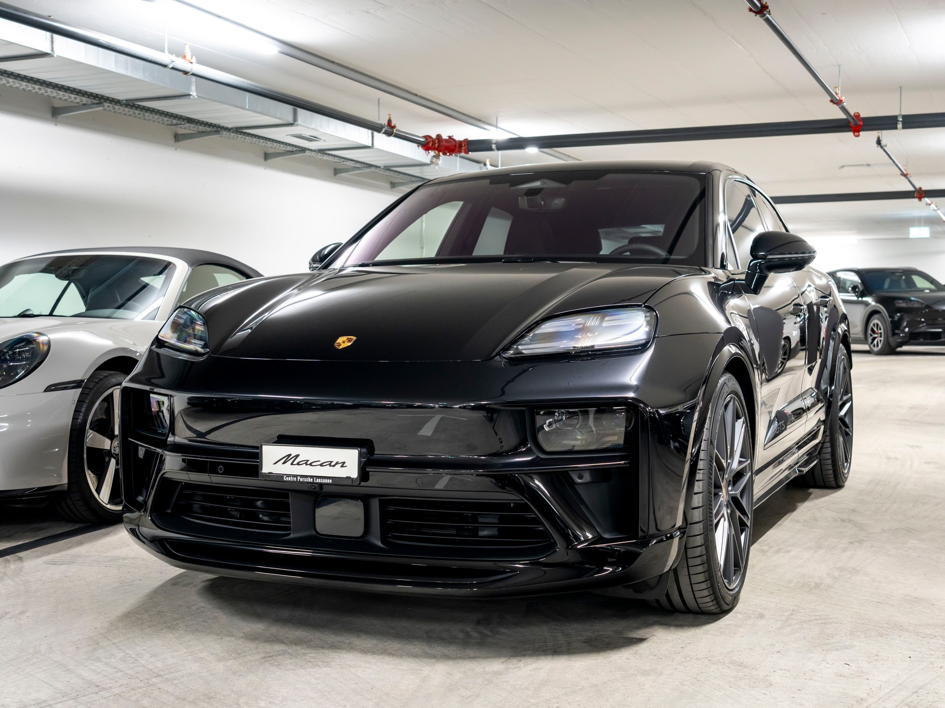PORSCHE Macan 4 GTS 100kWh-image-0