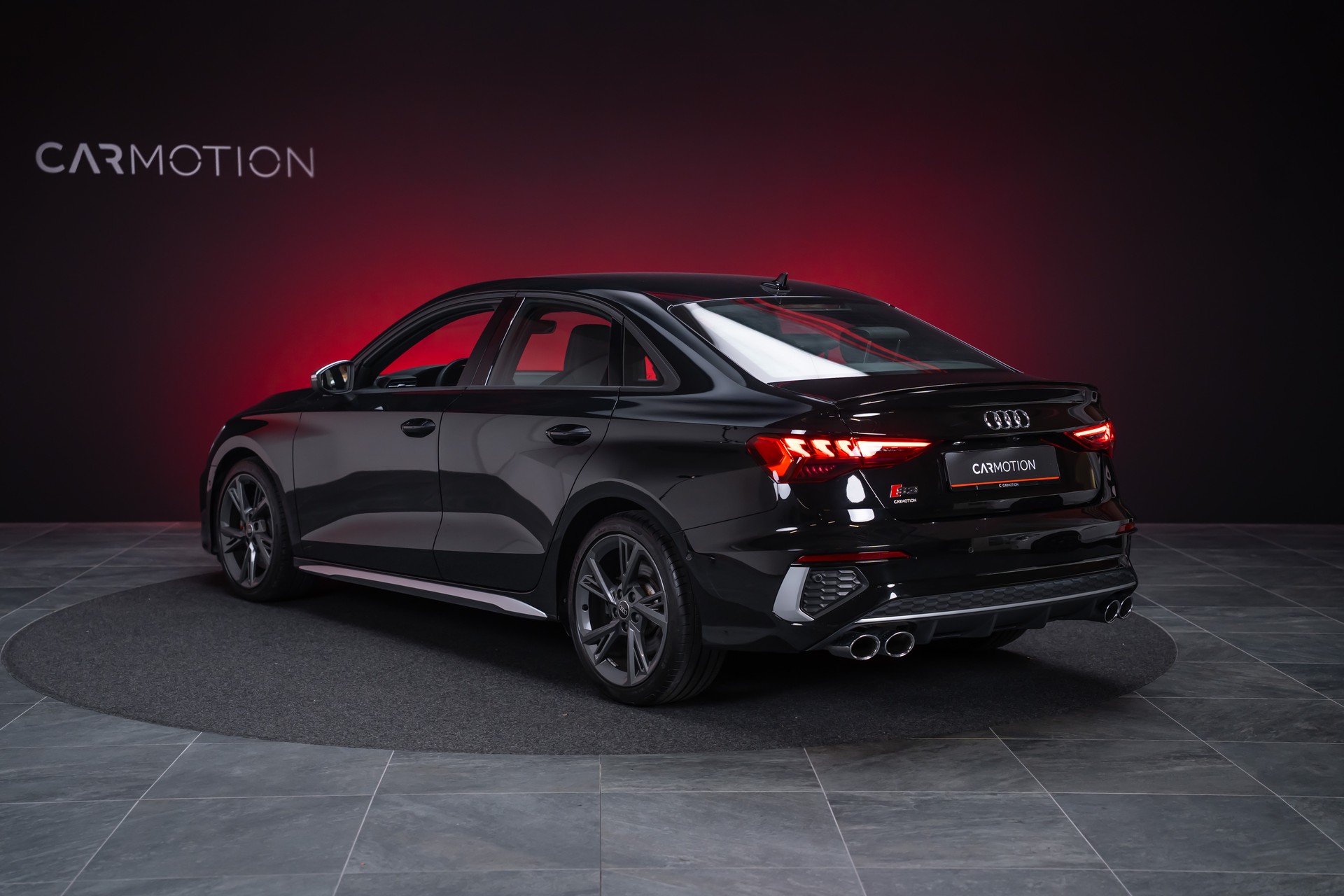 AUDI S3 Limousine 2.0 TFSI quattro S-Tronic / Rückfahrkamera / Ambientebeleuchtung / Tempomat-image-6