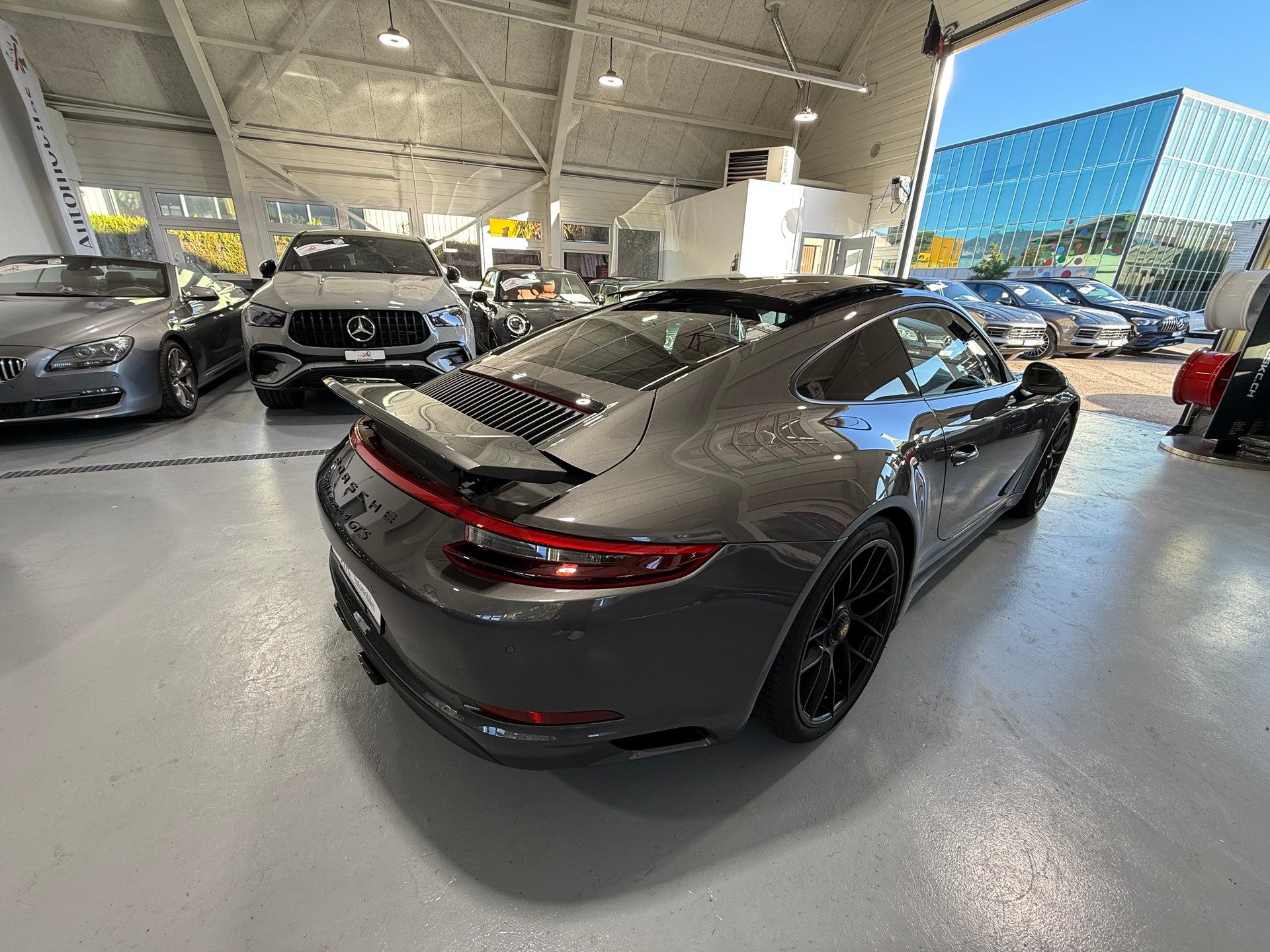 PORSCHE 911 Carrera 4 GTS PDK 991.2.-image-10