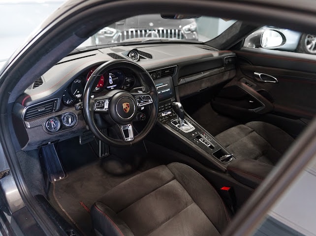 PORSCHE 911 Carrera 4 GTS PDK 991.2.-image-16