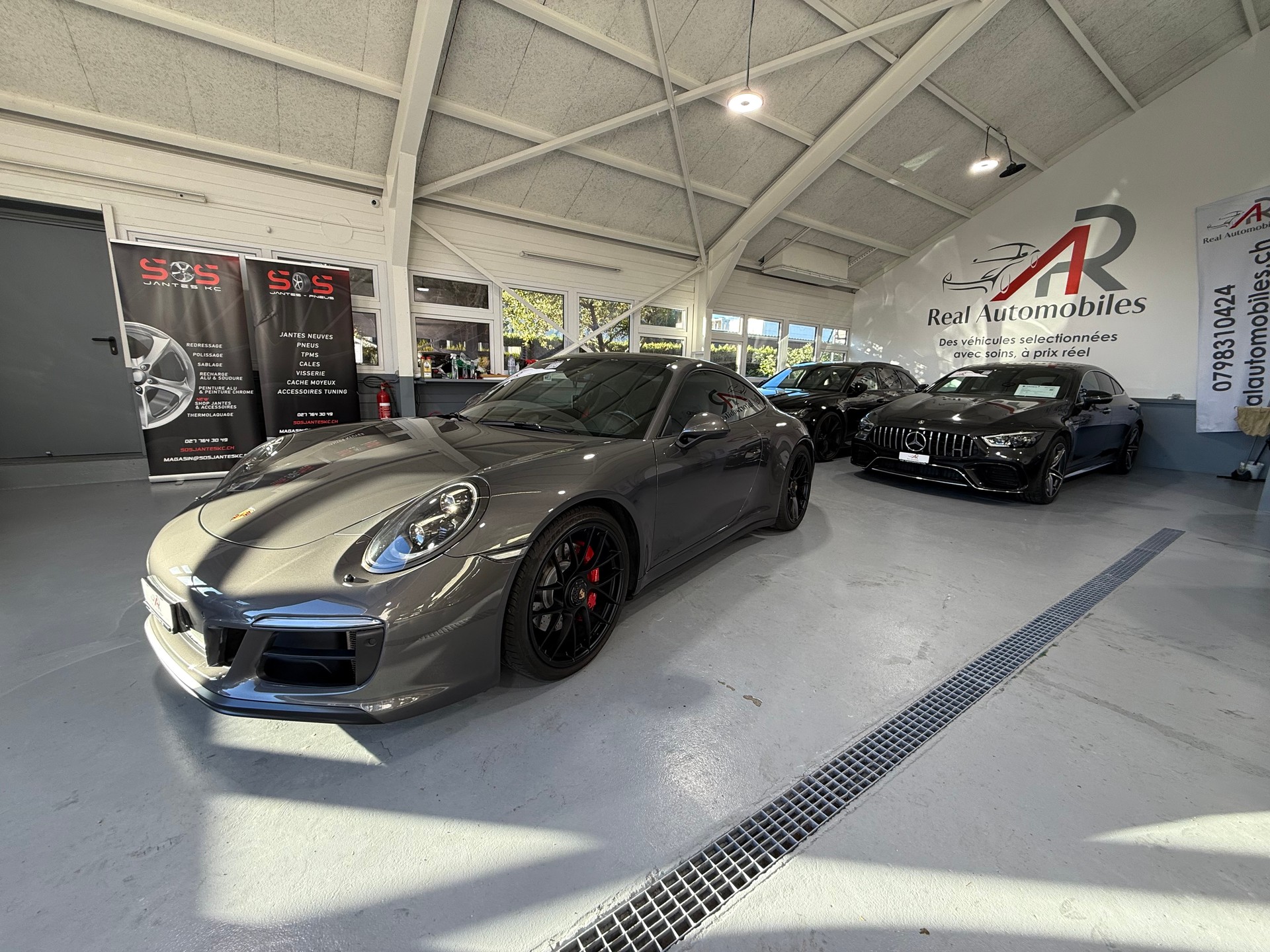 PORSCHE 911 Carrera 4 GTS PDK 991.2.-image-0