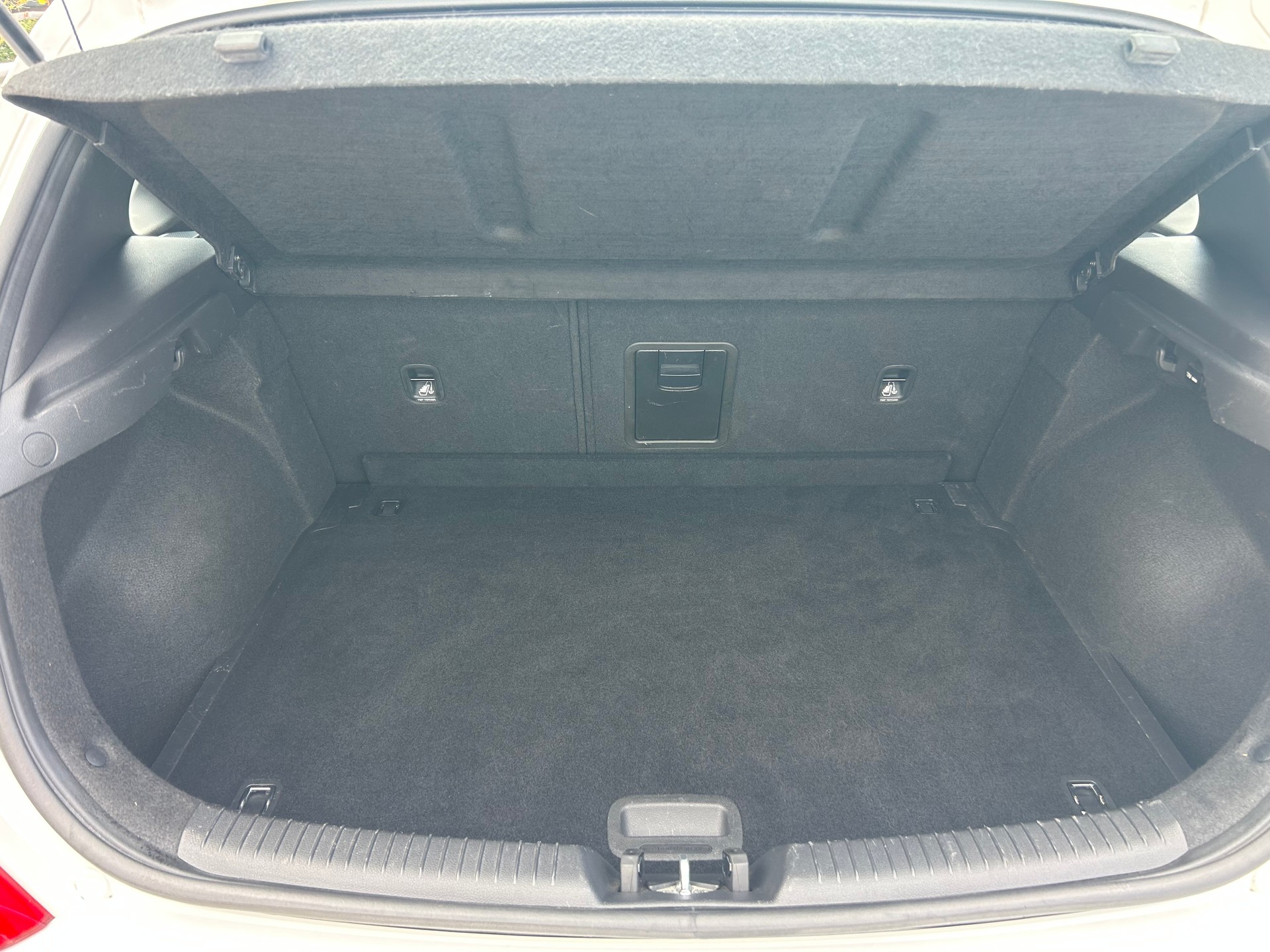 HYUNDAI i30 1.4 T-GDI Origo DCT-image-14
