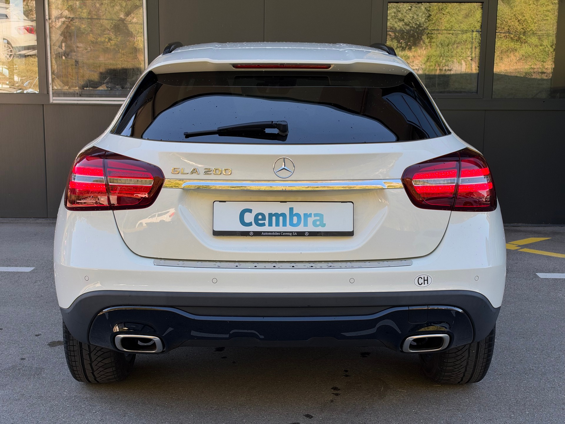 MERCEDES-BENZ GLA 200 Night Star 7G-DCT-image-5