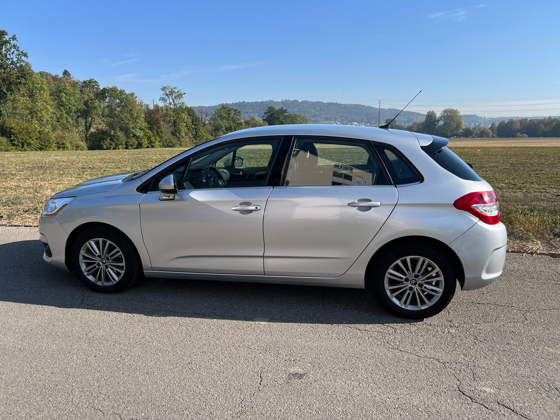CITROEN C4 Berline 1.6 HDi Séduction-image-2