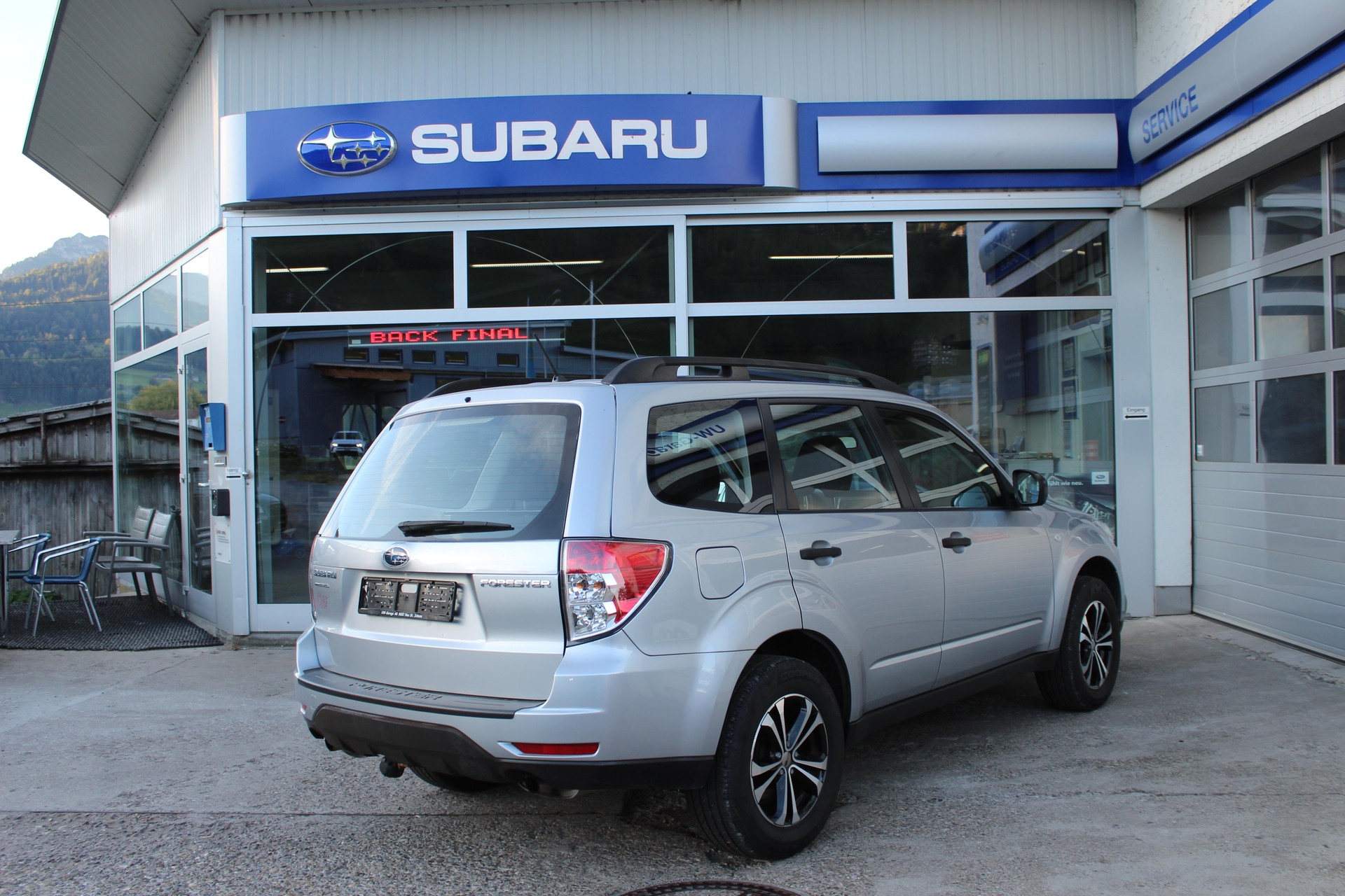 SUBARU Forester Station 2.0 X Swiss-image-4