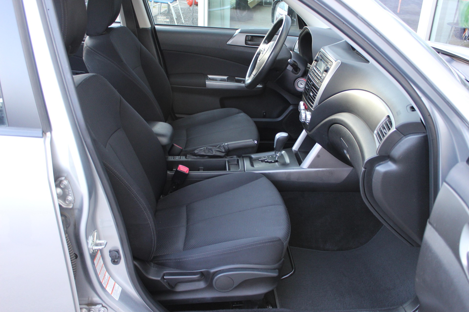 SUBARU Forester Station 2.0 X Swiss-image-12