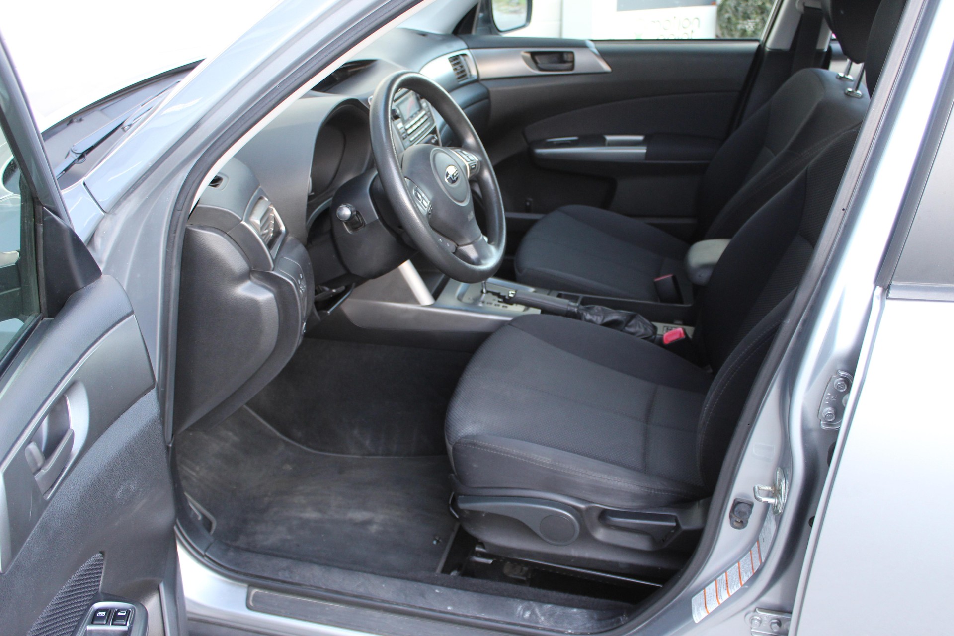 SUBARU Forester Station 2.0 X Swiss-image-9