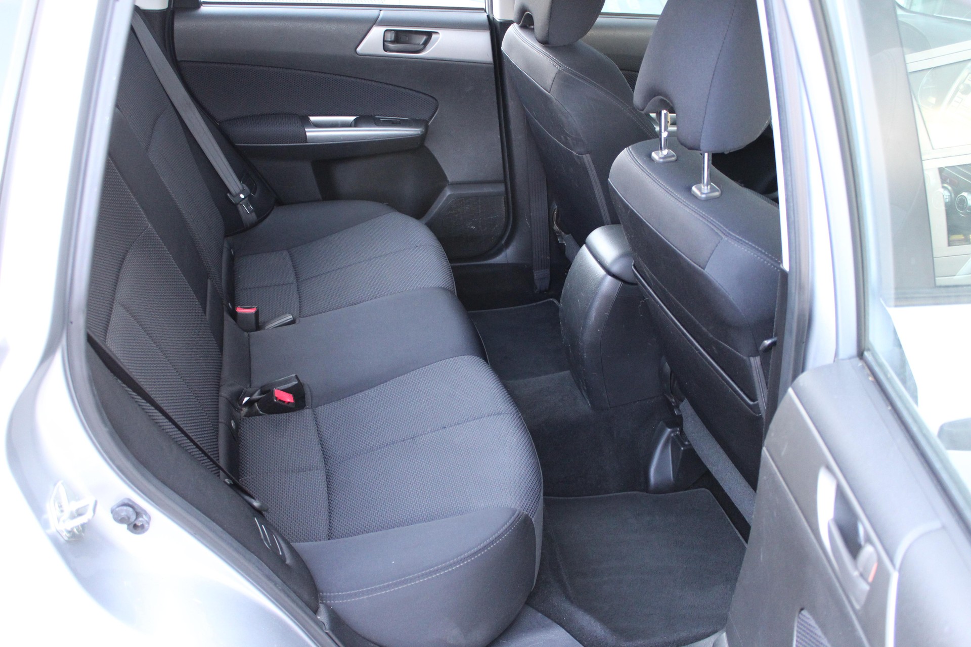 SUBARU Forester Station 2.0 X Swiss-image-13