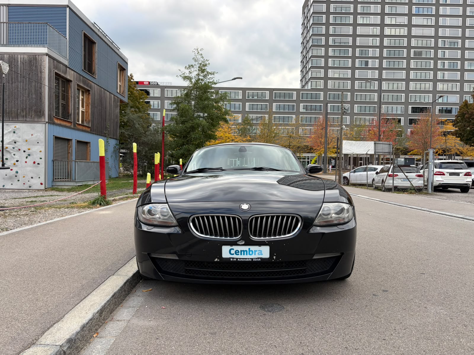BMW Z4 3.0si Coupé Automatic-image-1