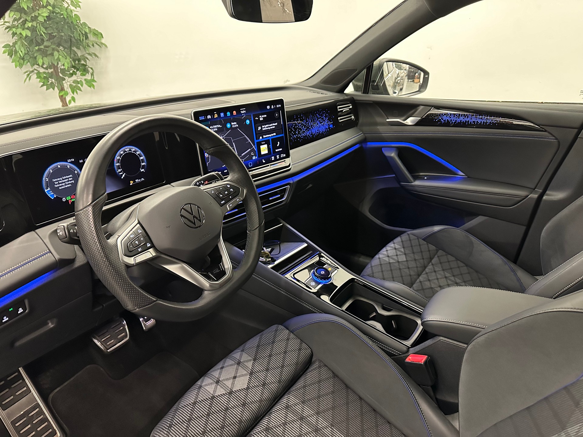 VW Tiguan 1.5 TSI evo2 mHEV R-Line DSG-image-12