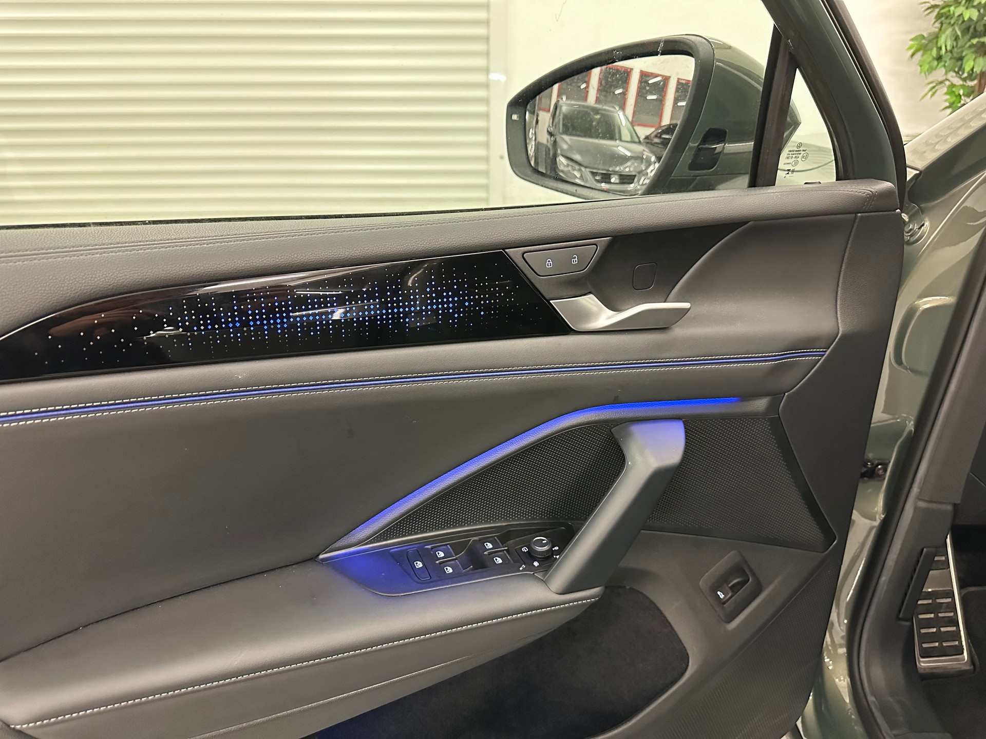 VW Tiguan 1.5 TSI evo2 mHEV R-Line DSG-image-15