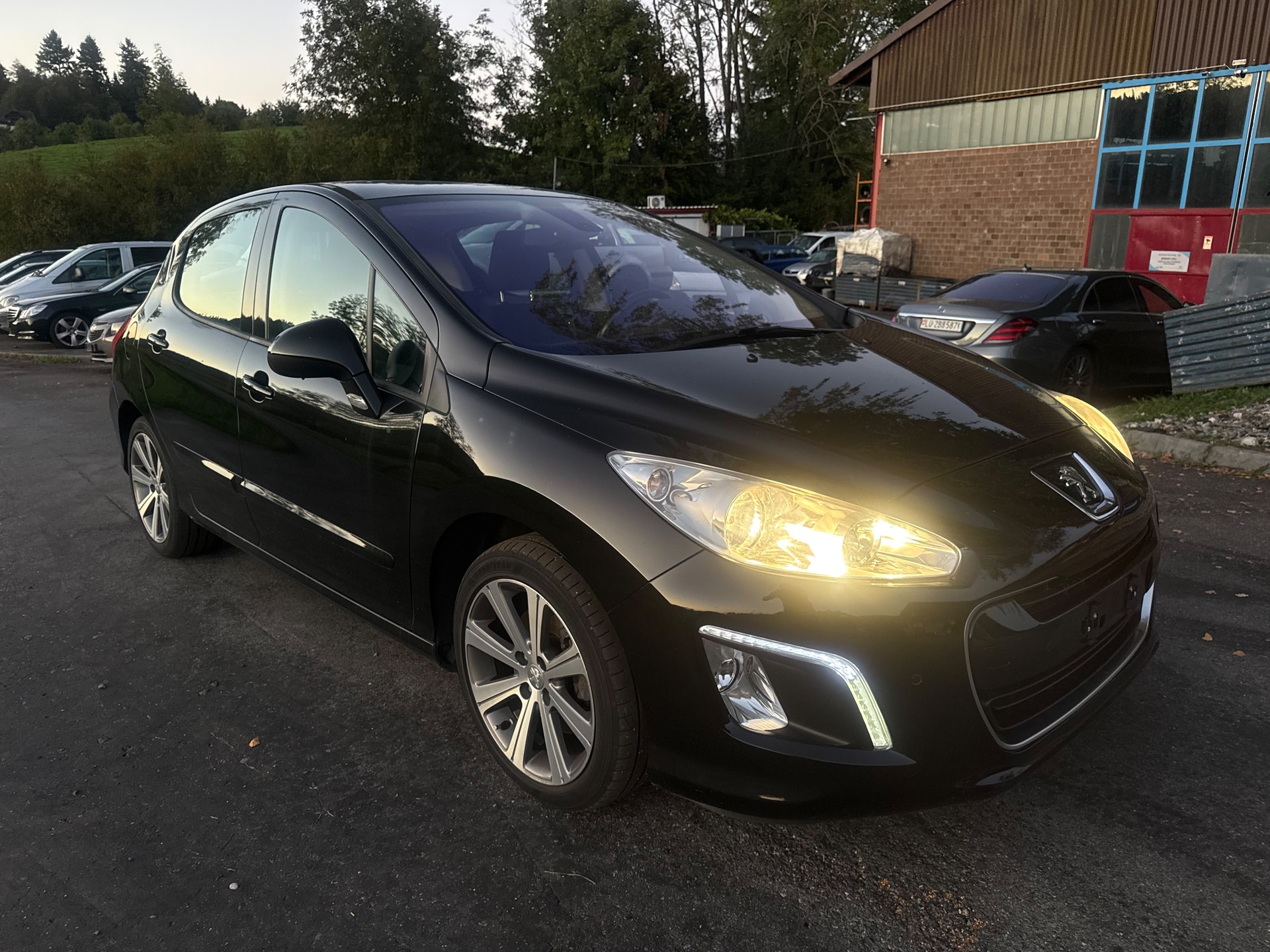 PEUGEOT 308 1.6 16V T Sport Pack-image-1