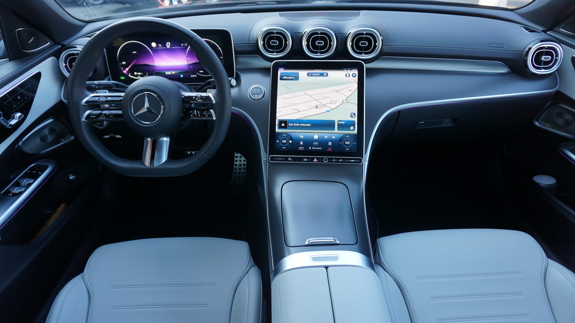 MERCEDES-BENZ C 220 d Swiss Star AMG Line 4matic-image-12