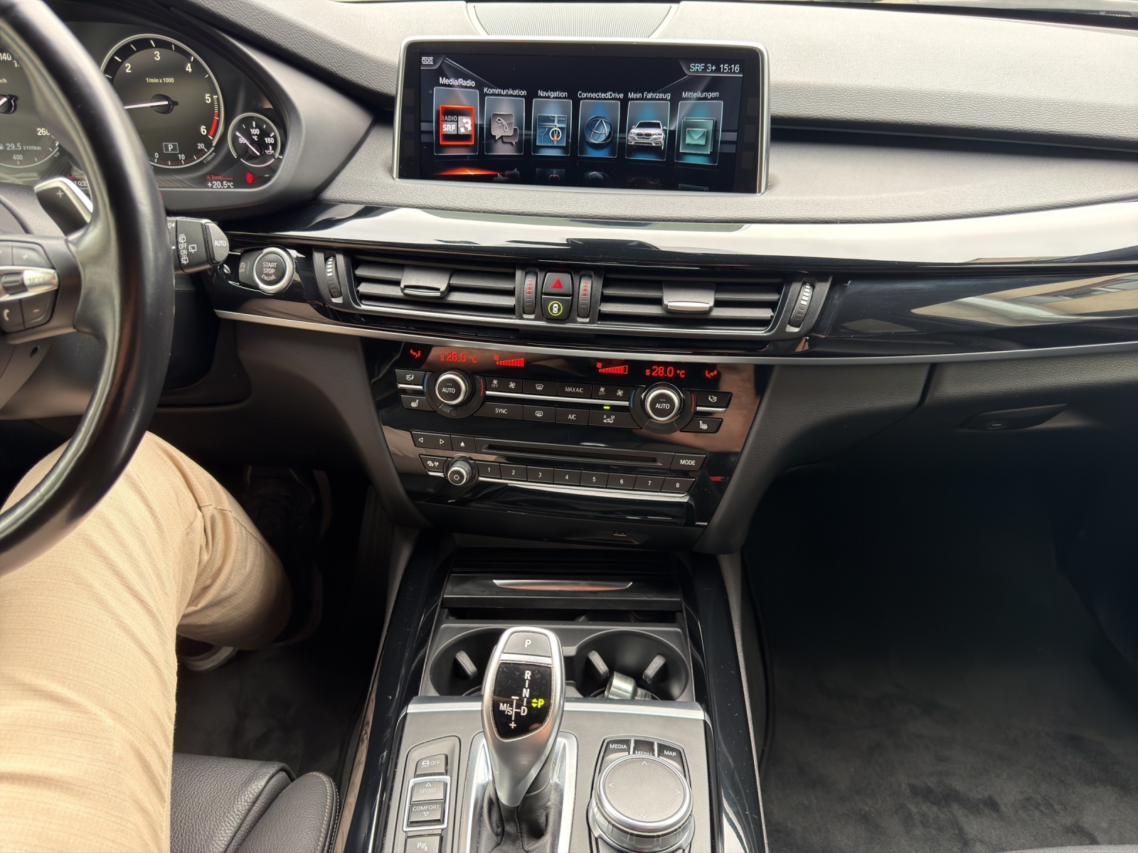 BMW X5 xDrive 40d Steptronic-image-8