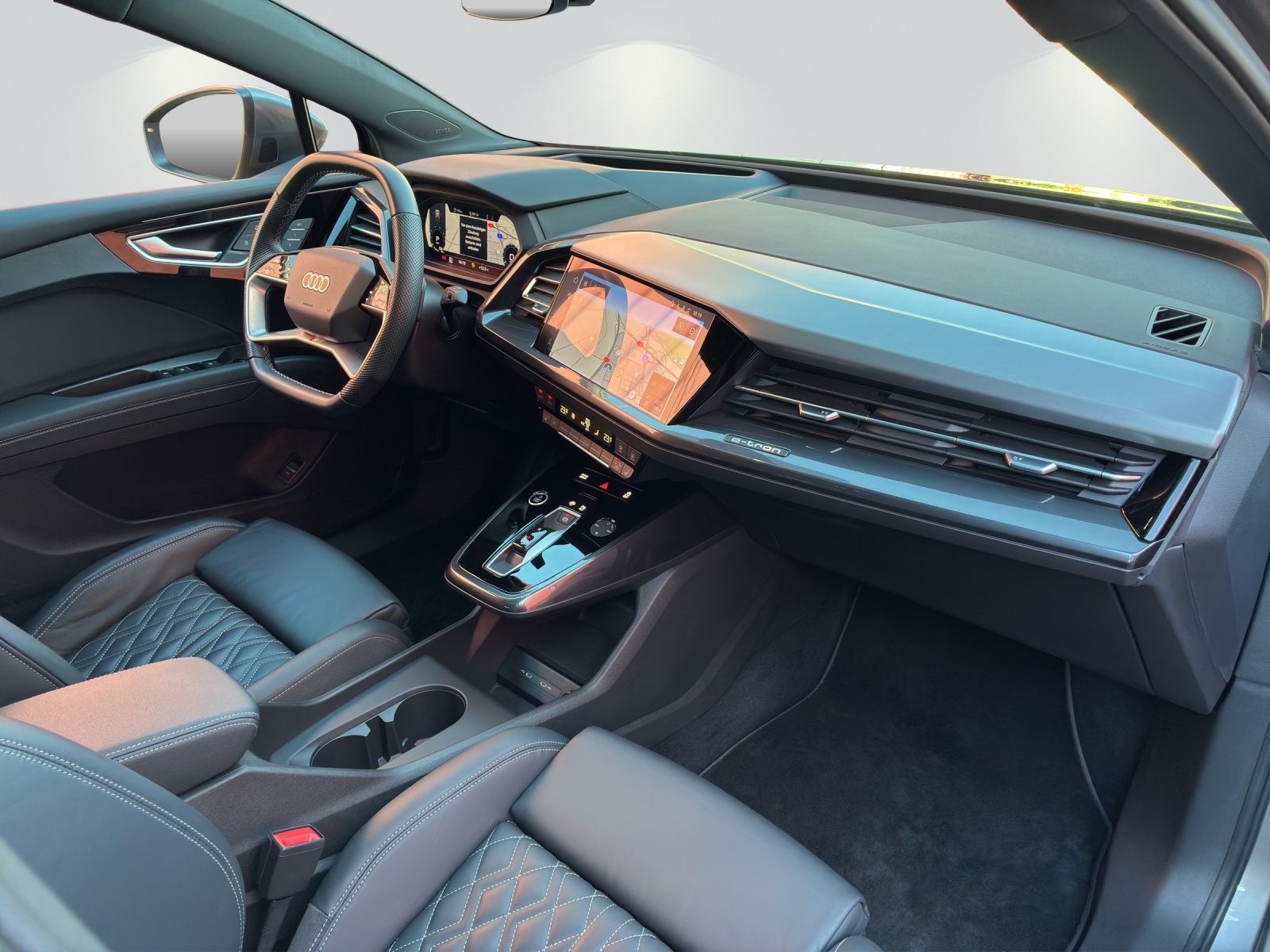 AUDI Q4 Sportback e-tron 50 quattro-image-7