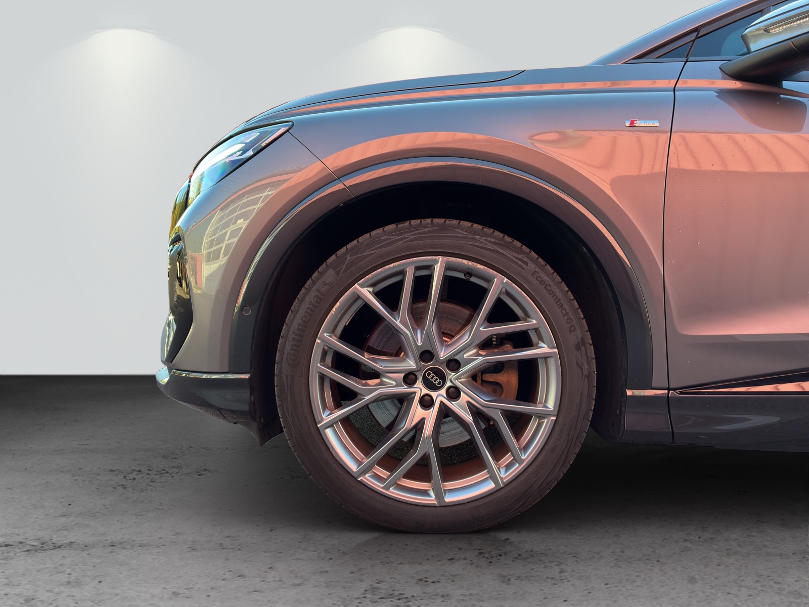 AUDI Q4 Sportback e-tron 50 quattro-image-10