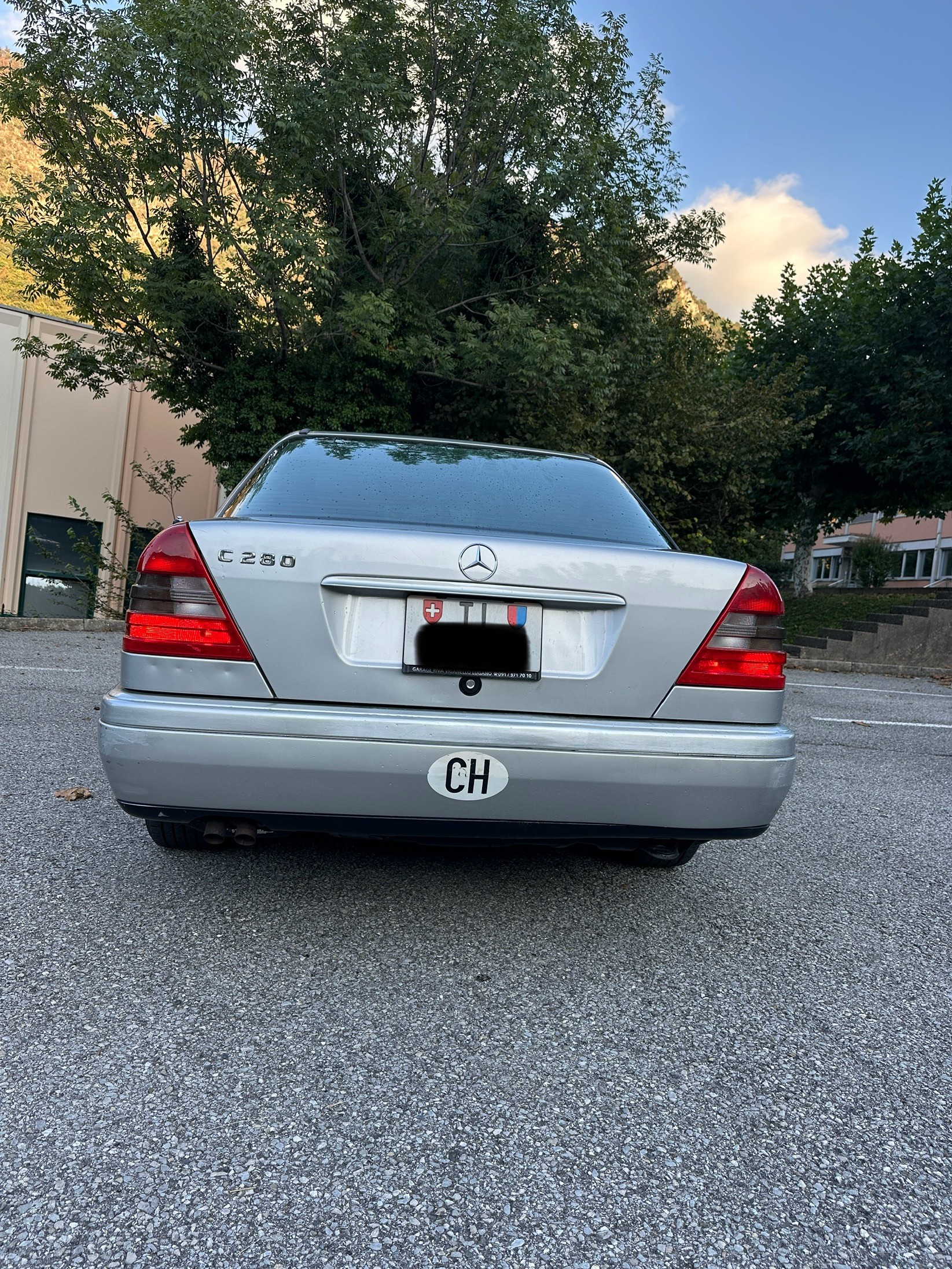 MERCEDES-BENZ 2.8-image-4