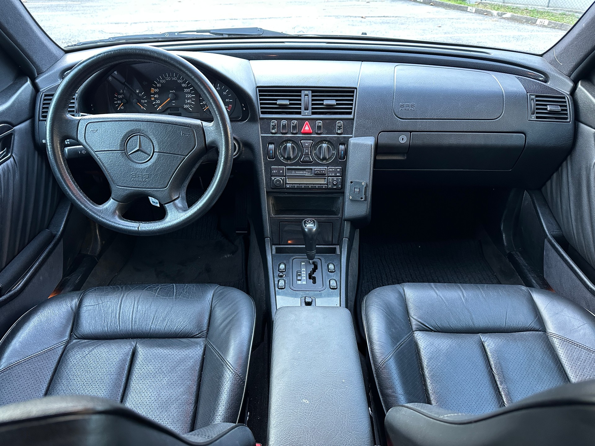 MERCEDES-BENZ 2.8-image-8