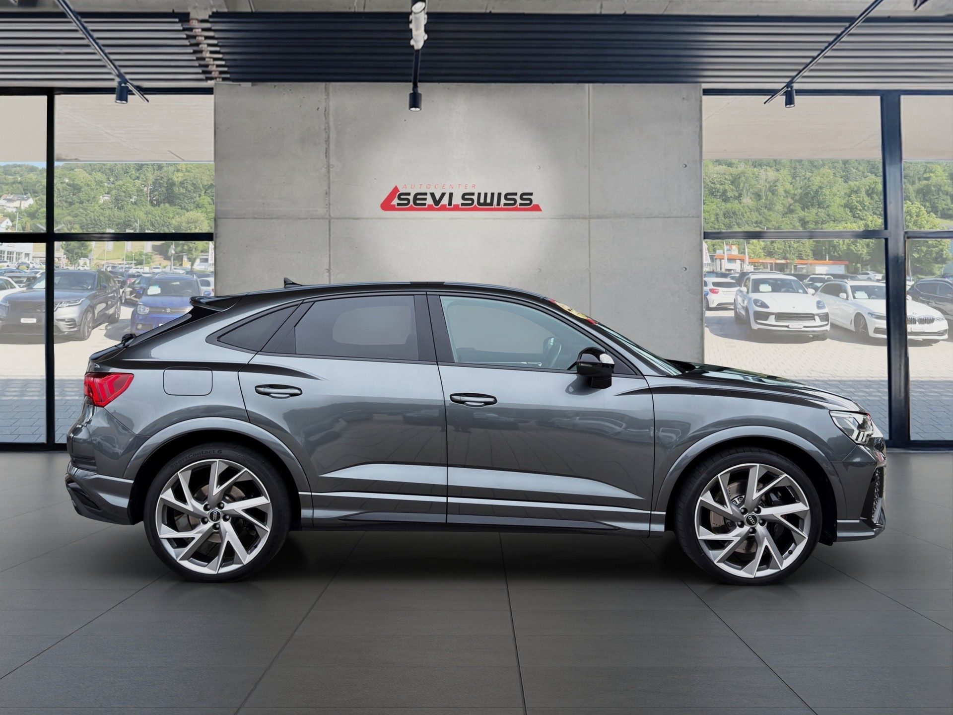 AUDI RS Q3 Sportback quattro S tronic*Ab MFK,1 Jahr oder 20'000km Garantie auf Motor und Getriebe*-image-1