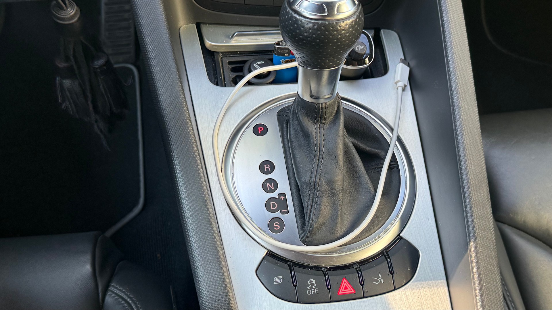 AUDI 2.0 TFSI 211 quattro S-Tronic-image-3