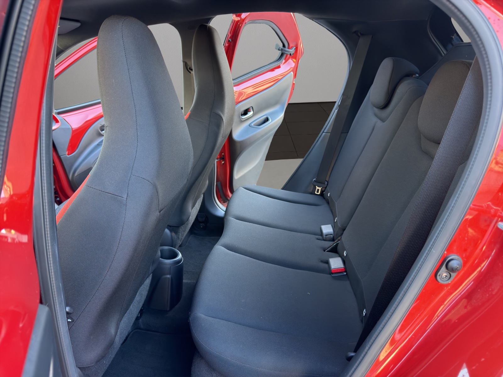 TOYOTA Aygo X 1.0 VVT-i Trend CVT-image-12
