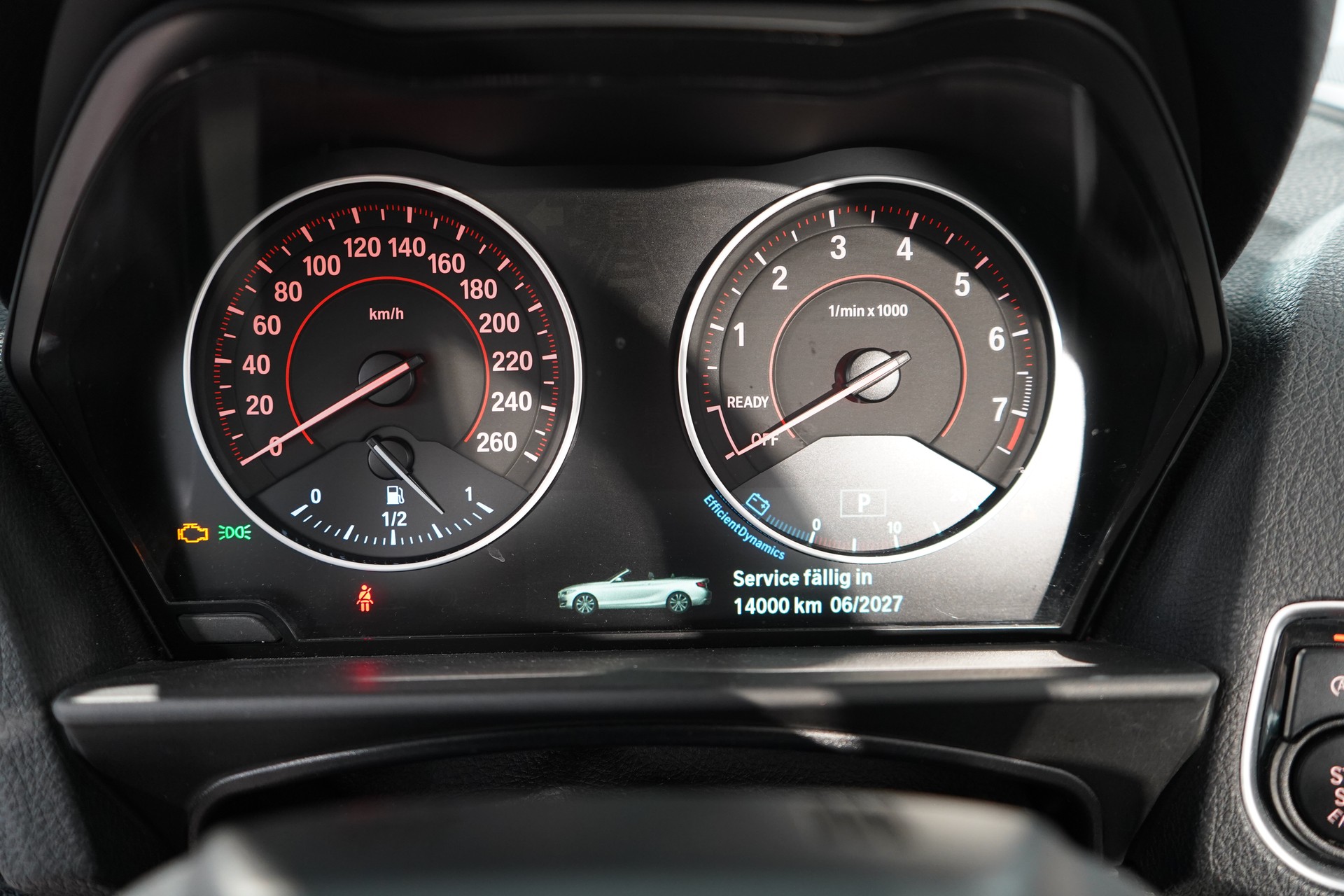 BMW M235i Steptronic-image-9