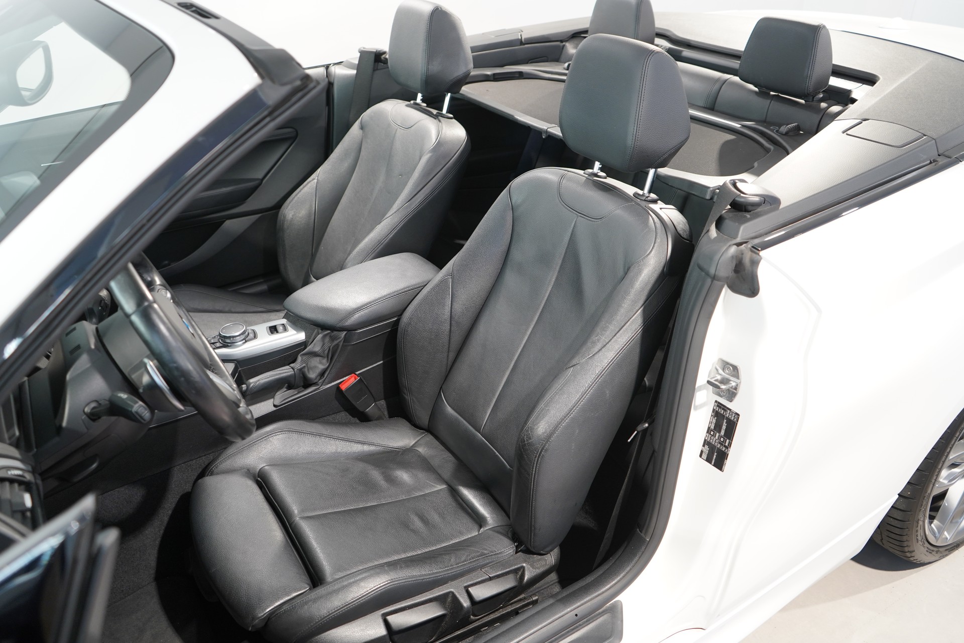 BMW M235i Steptronic-image-5